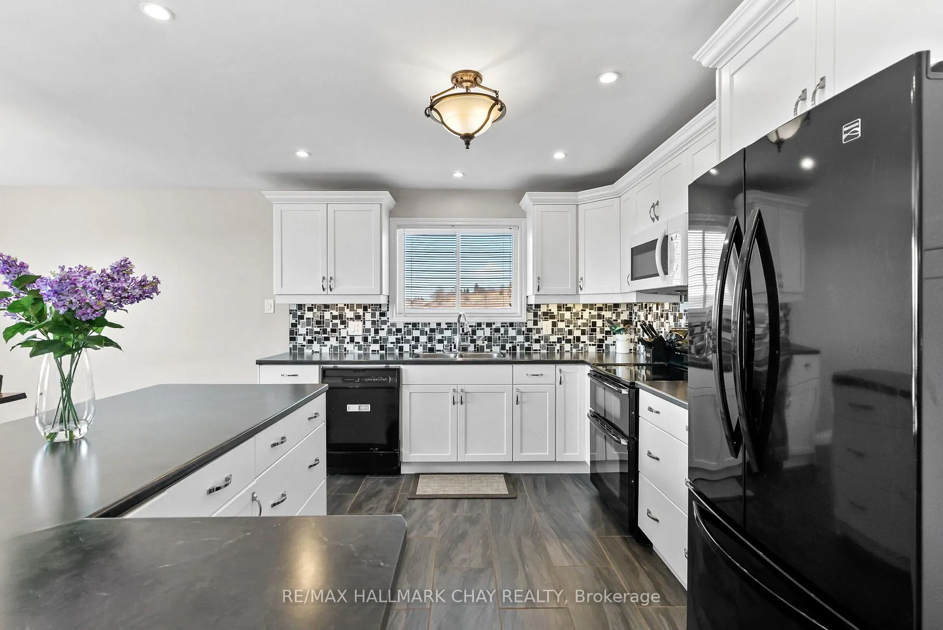 Photo 12 of 1620 County 21 Road, Cavan Monaghan, Cavan Twp — HOMEH