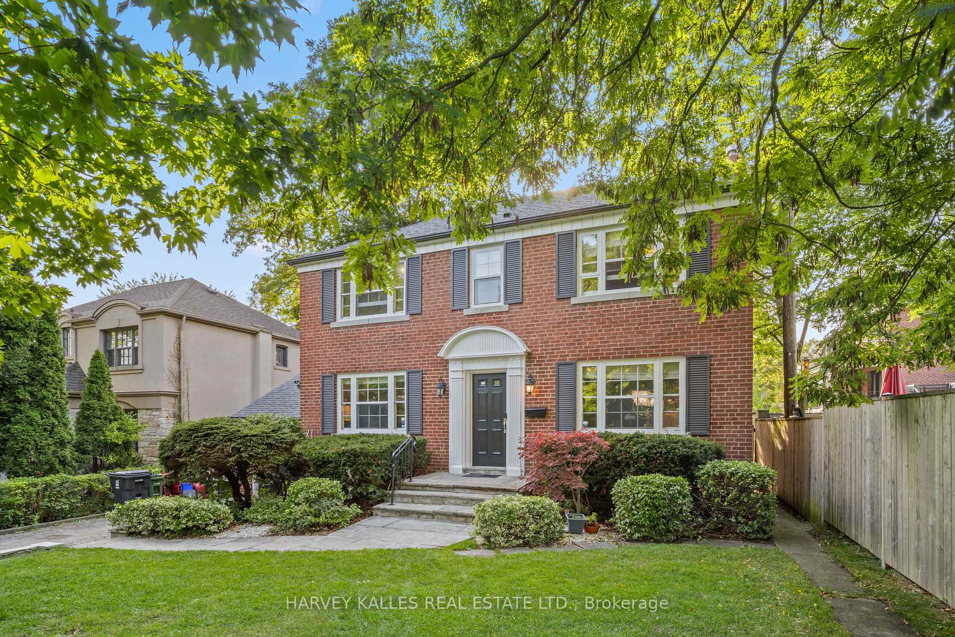 Photo 2 of 14 Lawnhurst Boulevard, Toronto, Forest Hill North — HOMEH