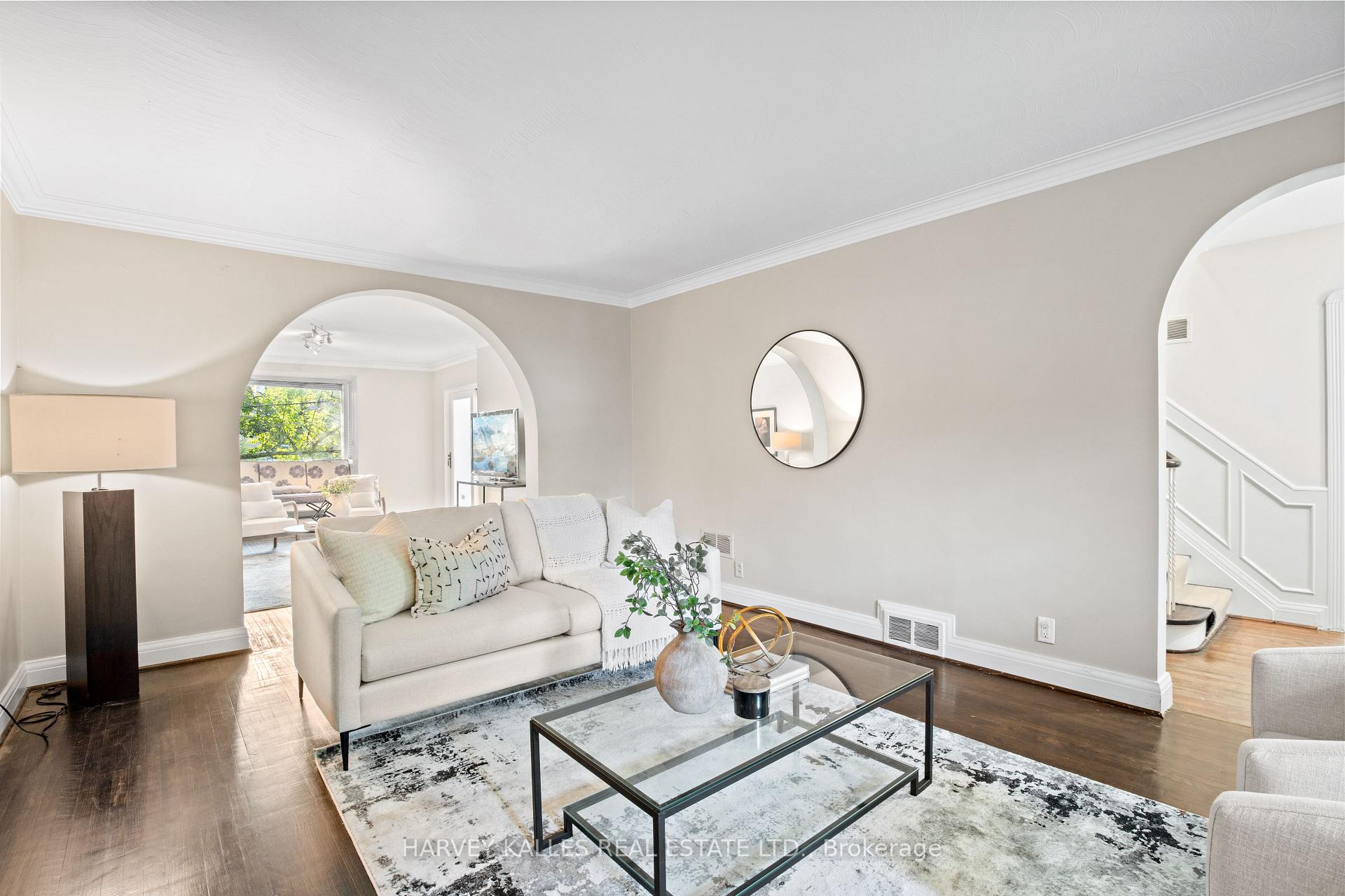 Photo 7 of 14 Lawnhurst Boulevard, Toronto, Forest Hill North — HOMEH