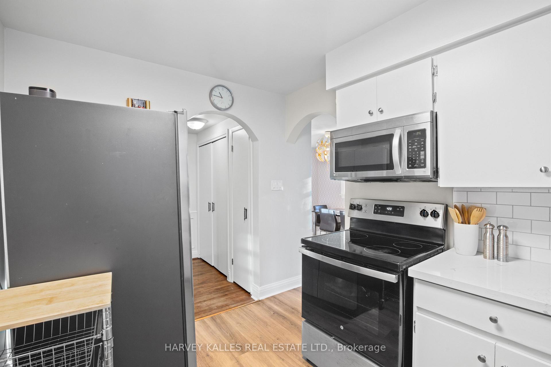 Photo 14 of 14 Lawnhurst Boulevard, Toronto, Forest Hill North — HOMEH