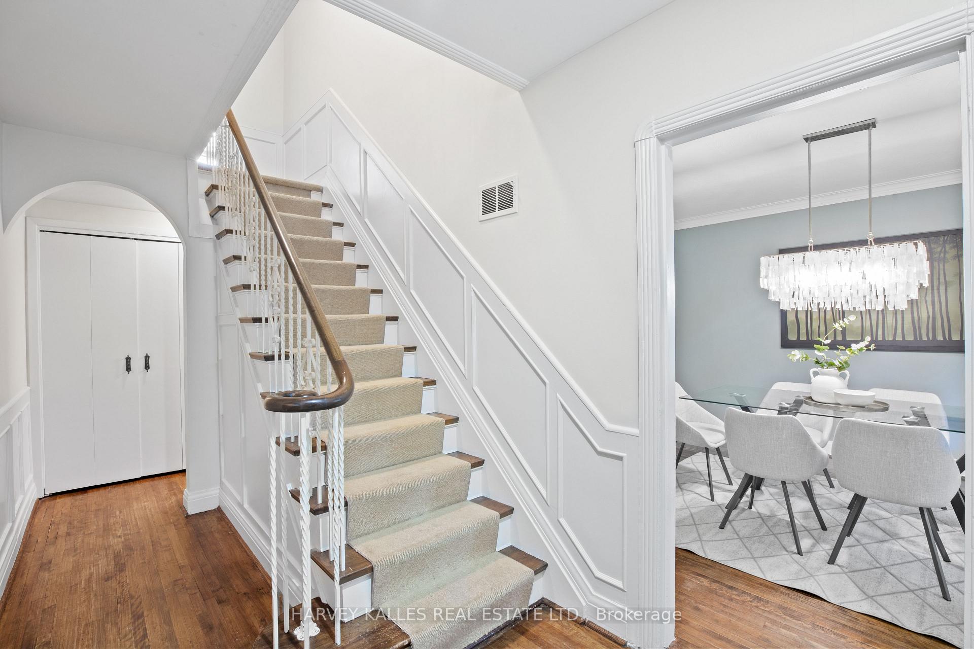 Photo 15 of 14 Lawnhurst Boulevard, Toronto, Forest Hill North — HOMEH