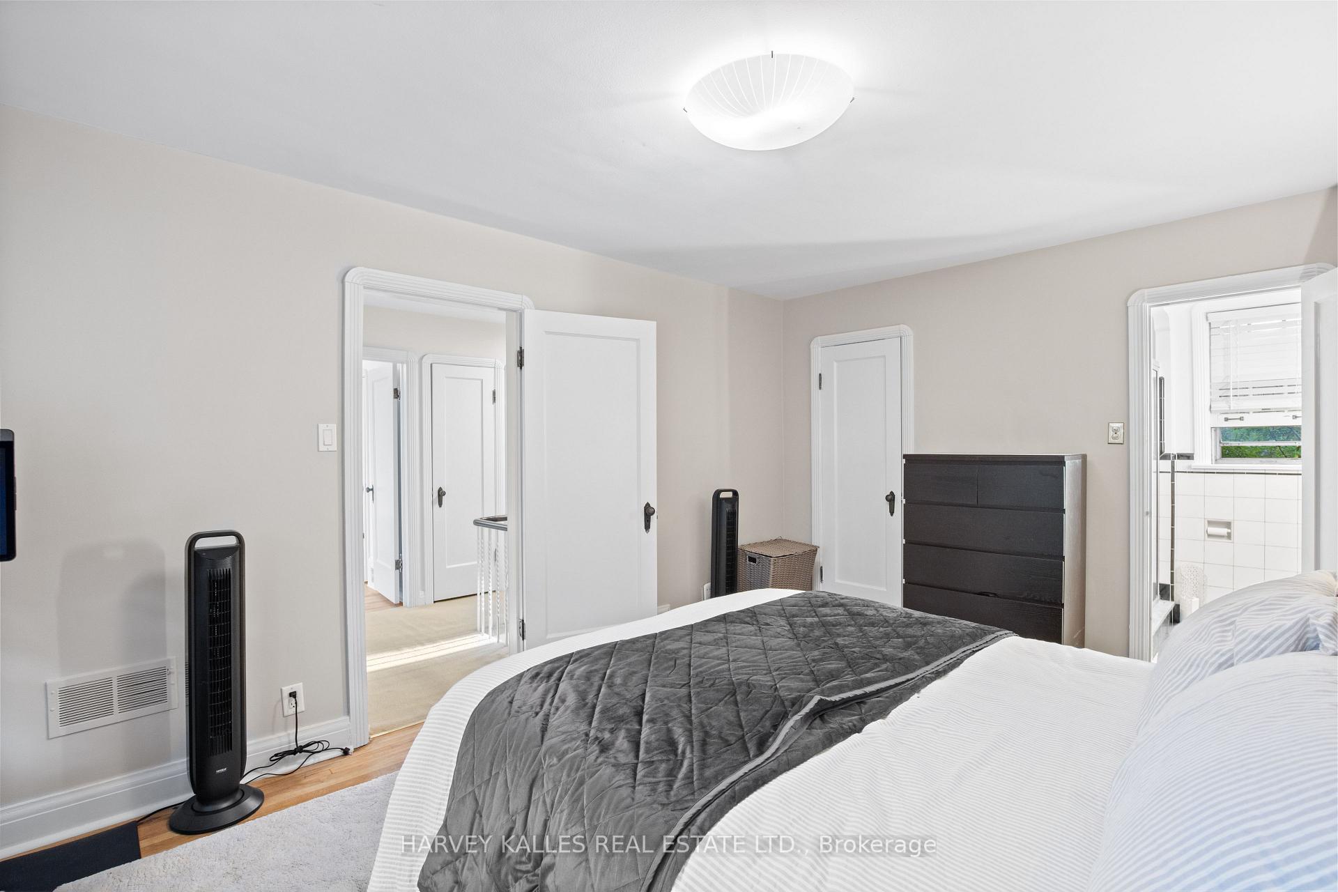 Photo 21 of 14 Lawnhurst Boulevard, Toronto, Forest Hill North — HOMEH