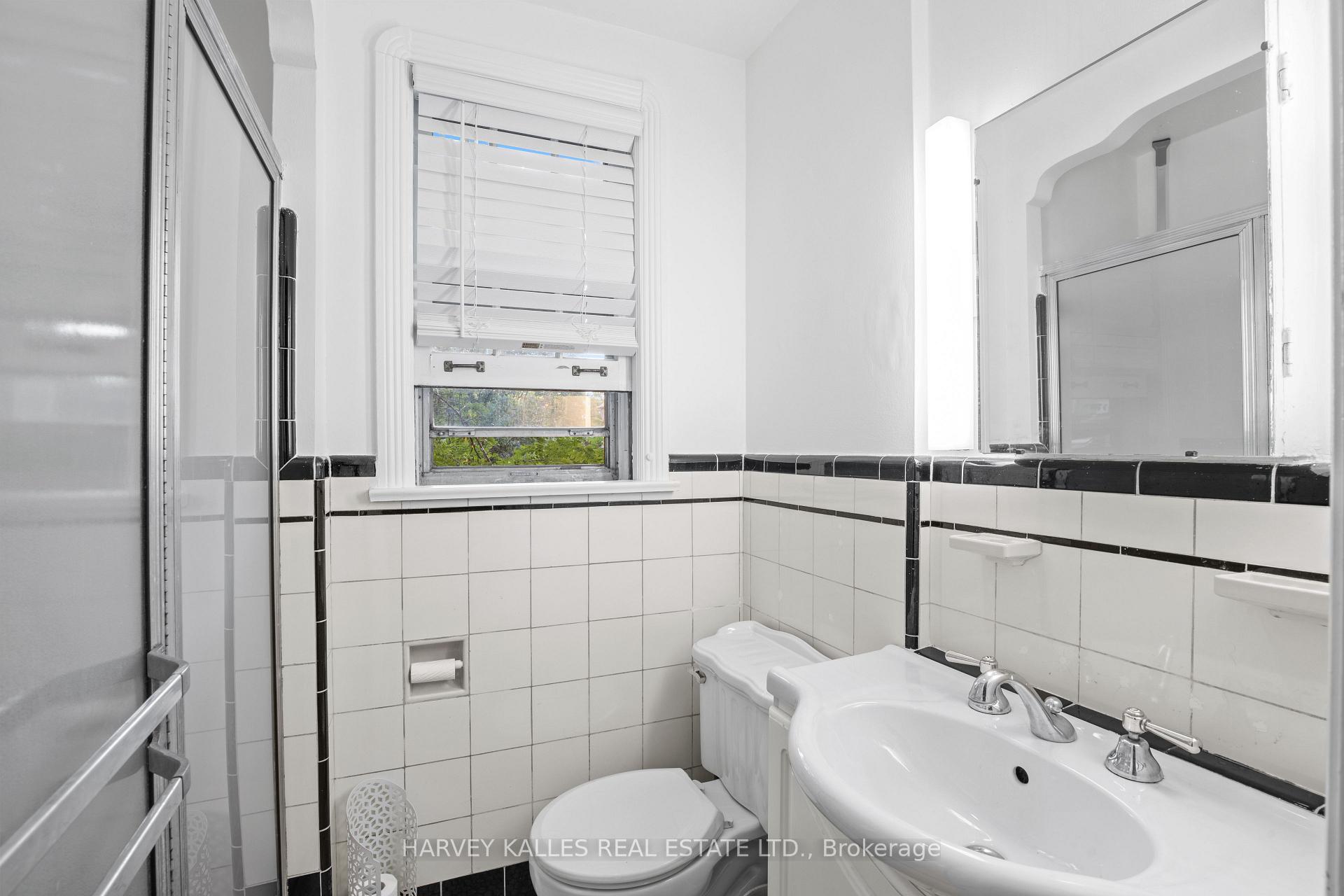 Photo 22 of 14 Lawnhurst Boulevard, Toronto, Forest Hill North — HOMEH