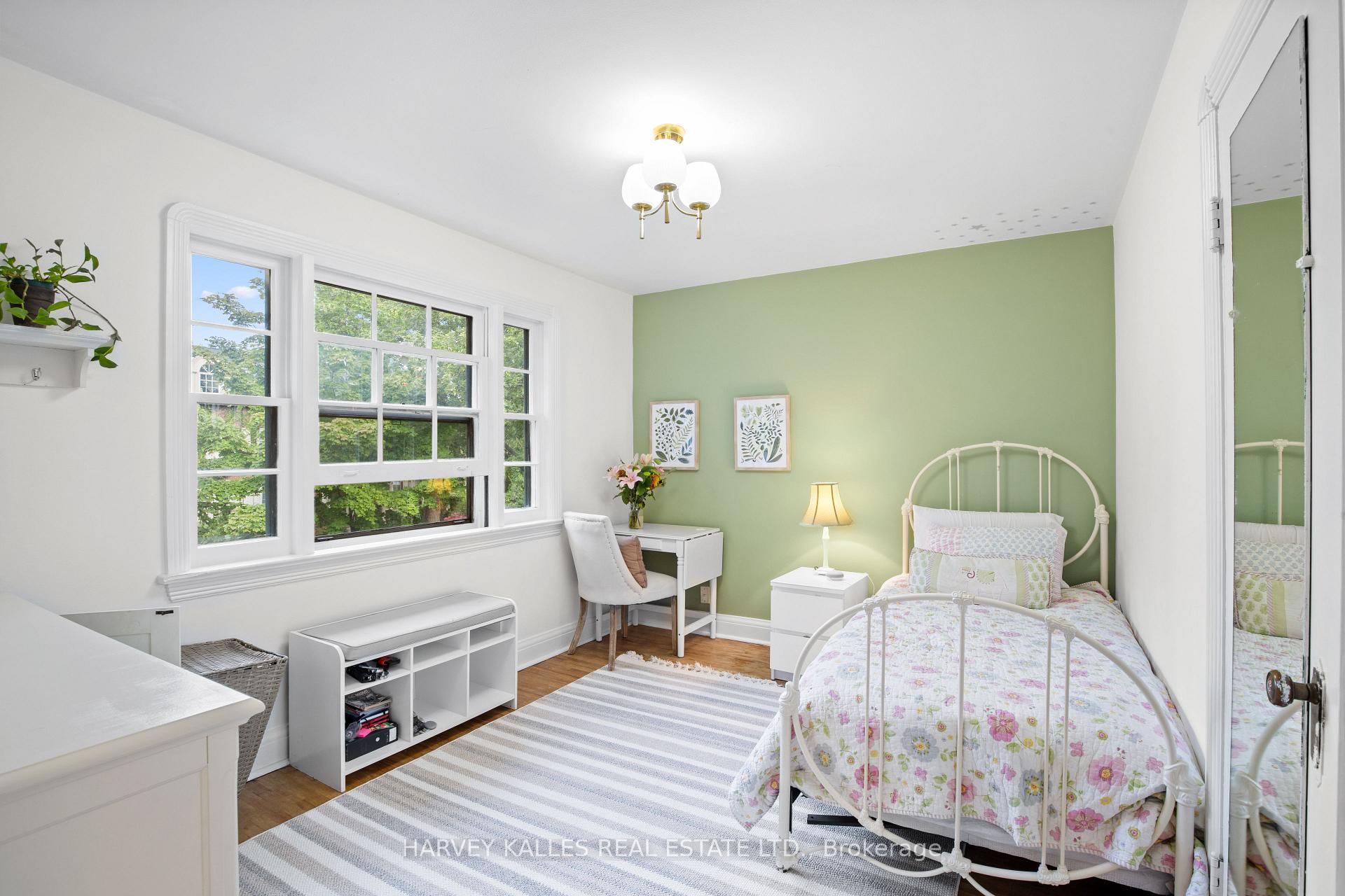 Photo 23 of 14 Lawnhurst Boulevard, Toronto, Forest Hill North — HOMEH