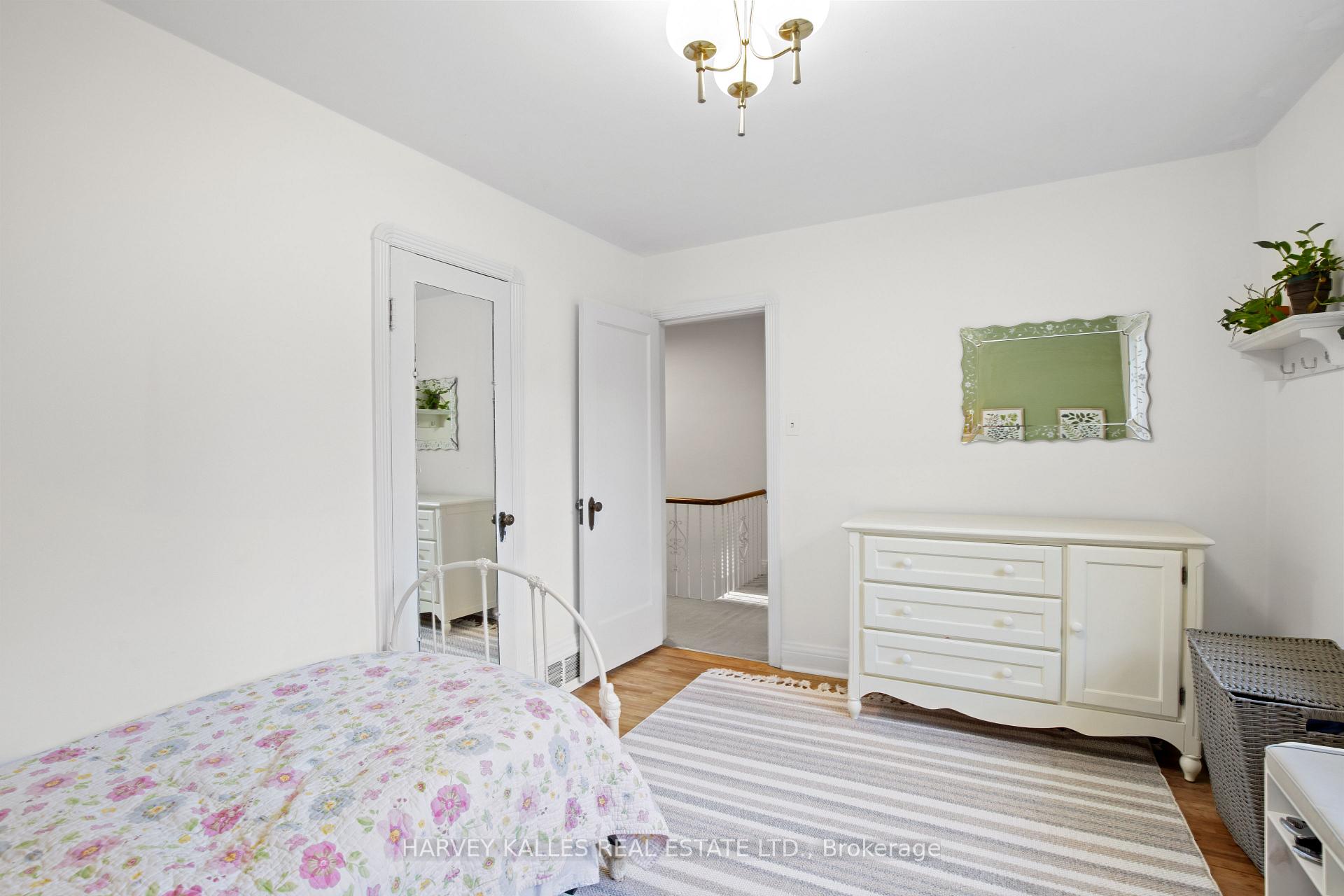Photo 24 of 14 Lawnhurst Boulevard, Toronto, Forest Hill North — HOMEH