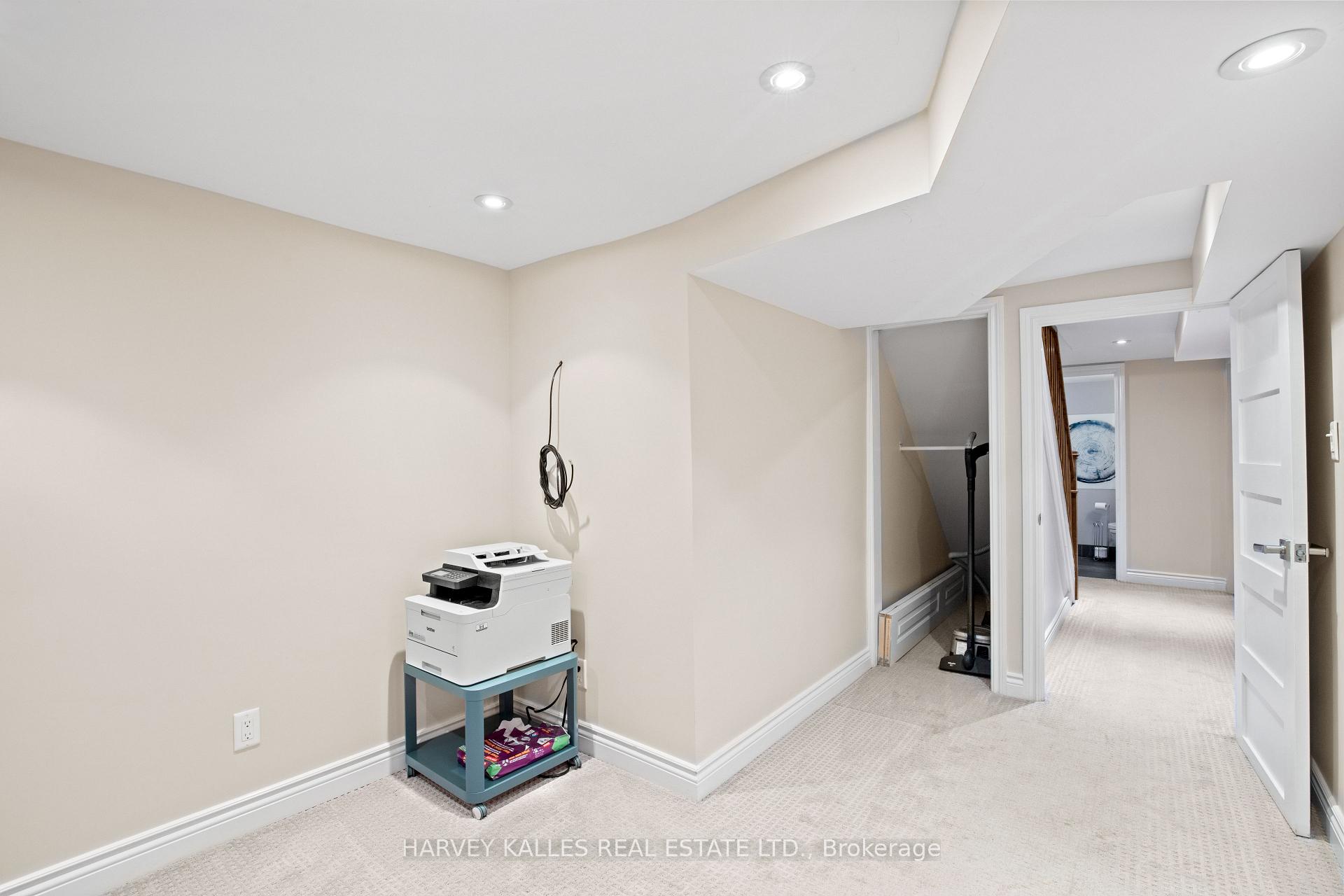 Photo 31 of 14 Lawnhurst Boulevard, Toronto, Forest Hill North — HOMEH