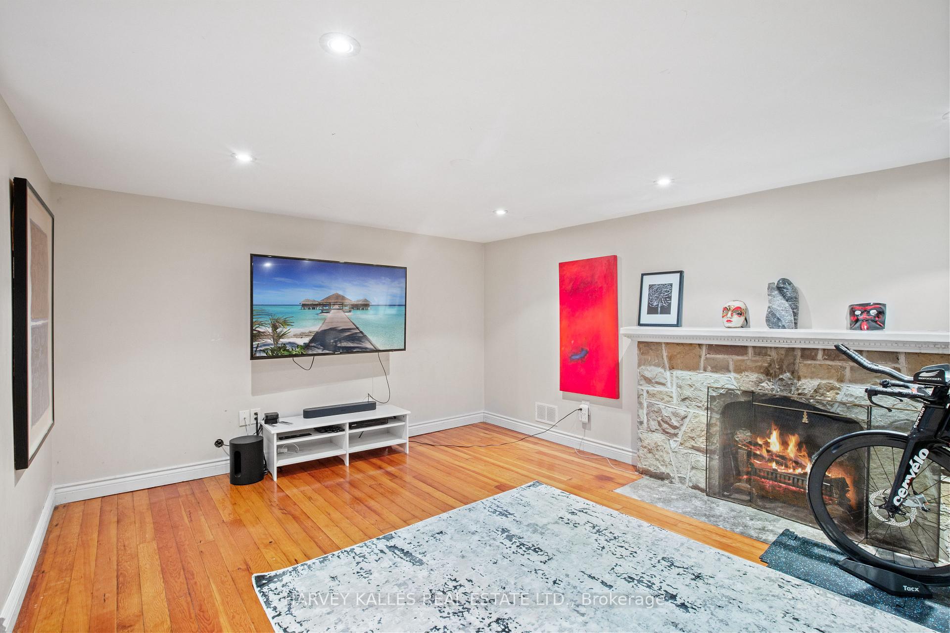 Photo 33 of 14 Lawnhurst Boulevard, Toronto, Forest Hill North — HOMEH