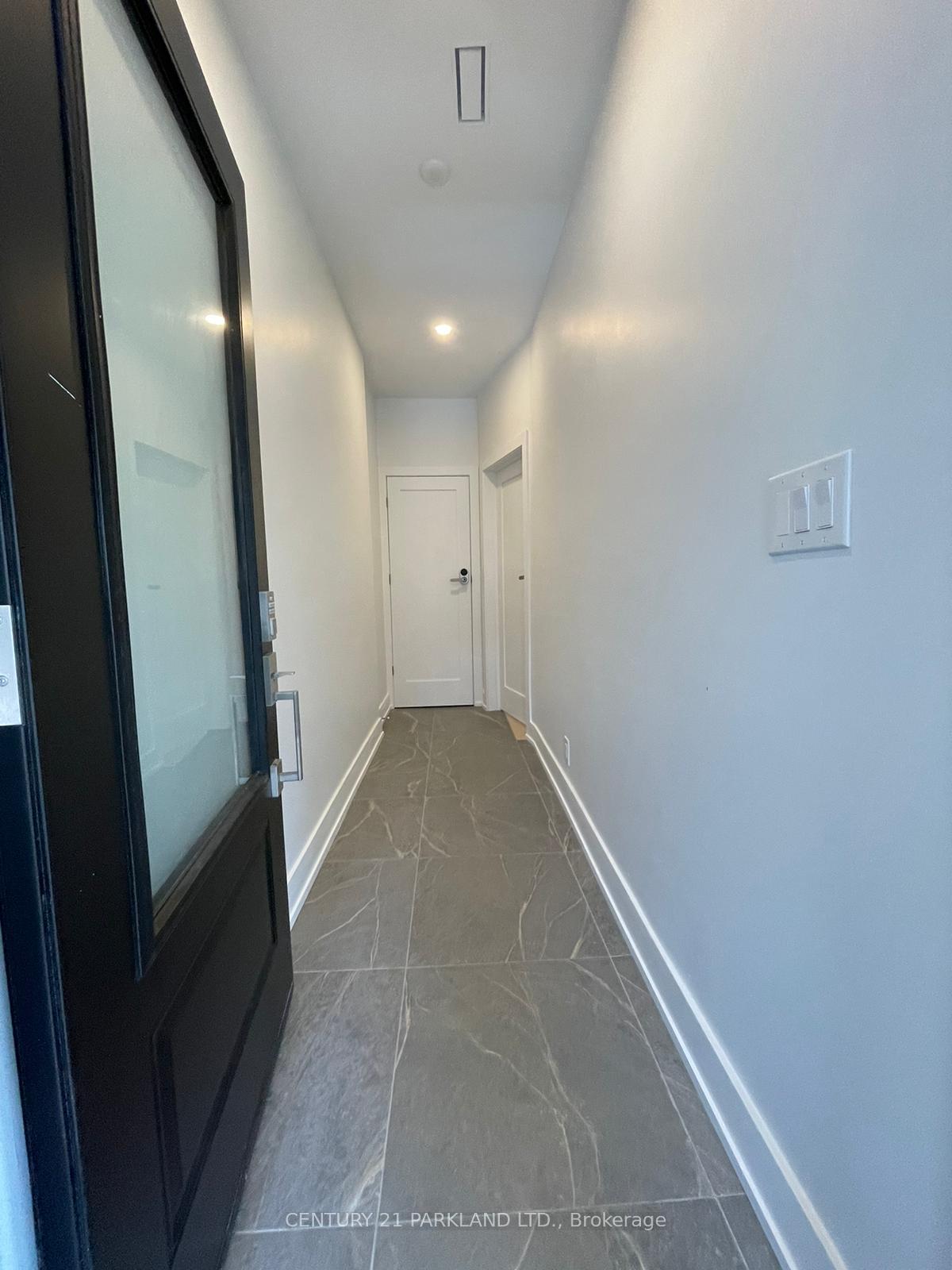 Photo 13 of Unit Main & Basement, 1840 Gerrard Street E, Toronto, Woodbine Corridor — HOMEH