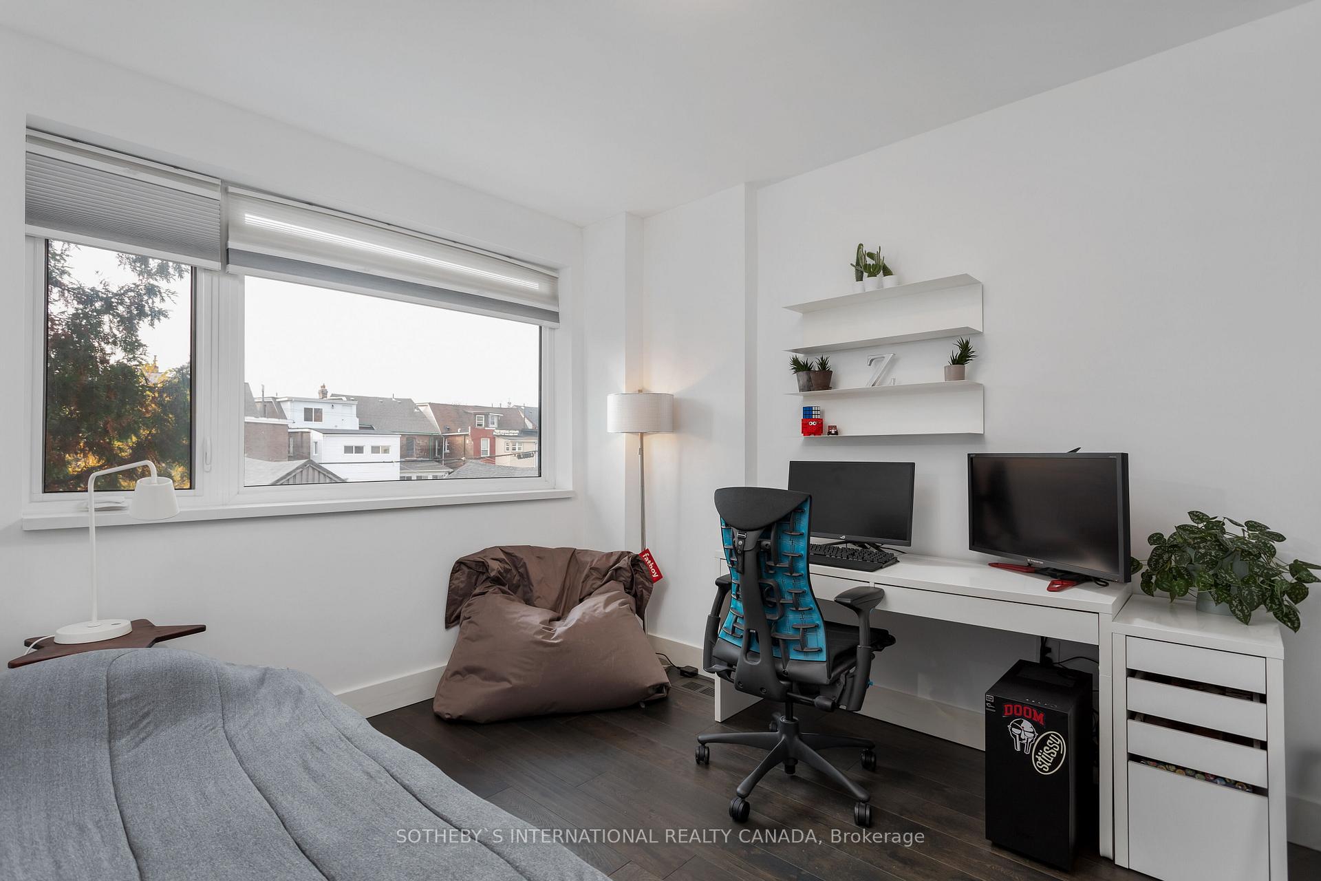 Photo 15 of 226 Lippincott Street, Toronto, University — HOMEH