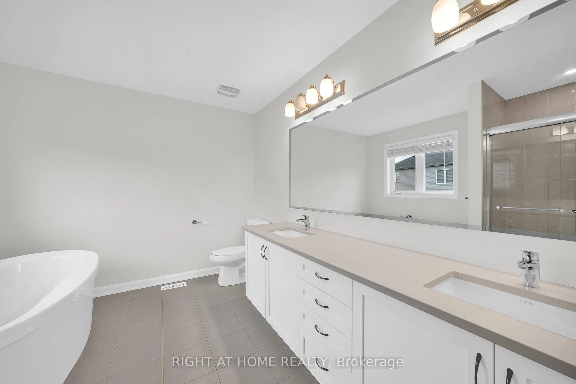 Photo 18 of 366 Cloyne Crescent, Ottawa, Barrhaven - Half Moon Bay — HOMEH
