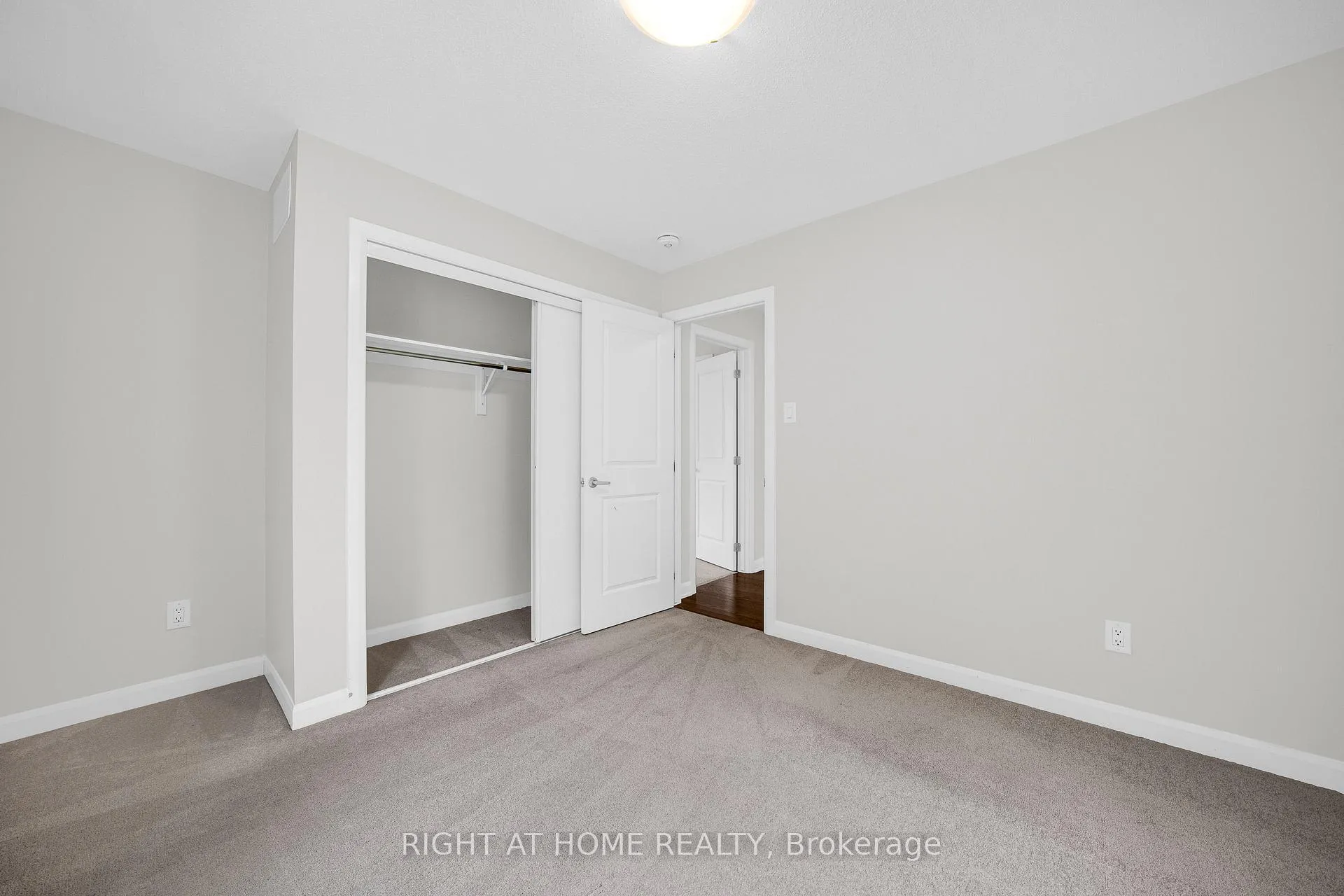 Photo 25 of 366 Cloyne Crescent, Ottawa, Barrhaven - Half Moon Bay — HOMEH