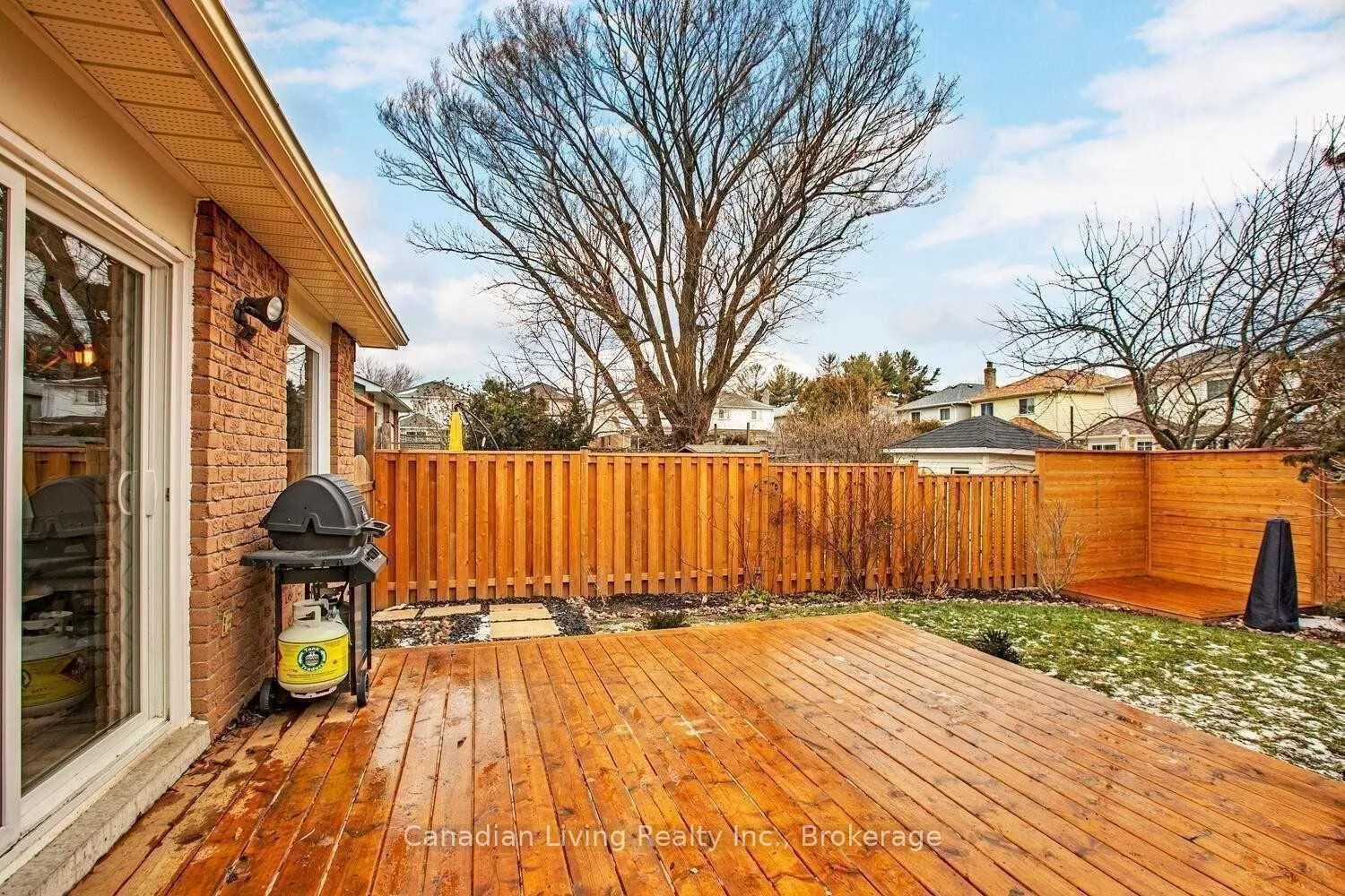 Photo 22 of 163 Lichen Crescent, Oshawa, McLaughlin — HOMEH