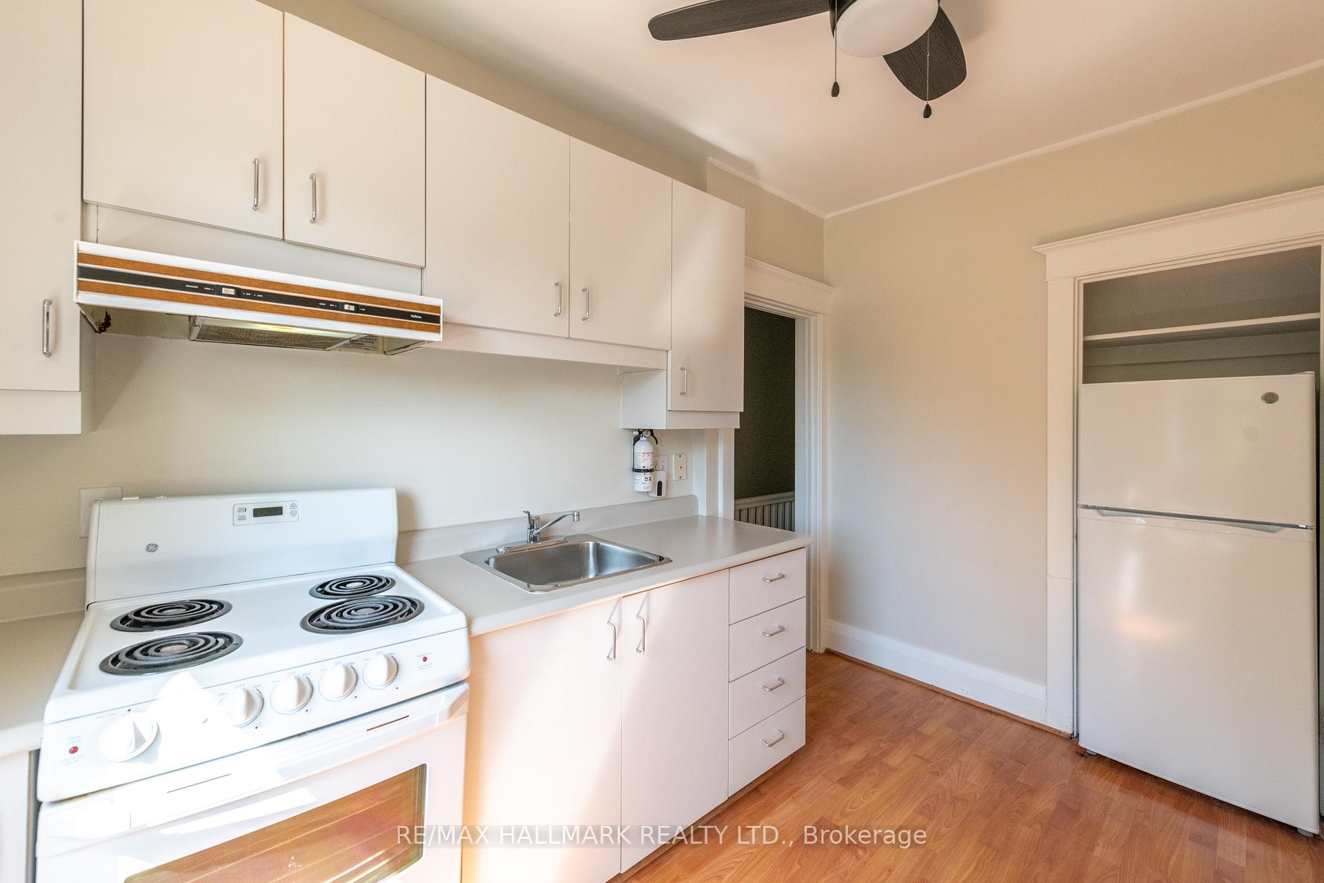 Photo 8 of 852 Carlaw Avenue, Toronto, Playter Estates-Danforth — HOMEH