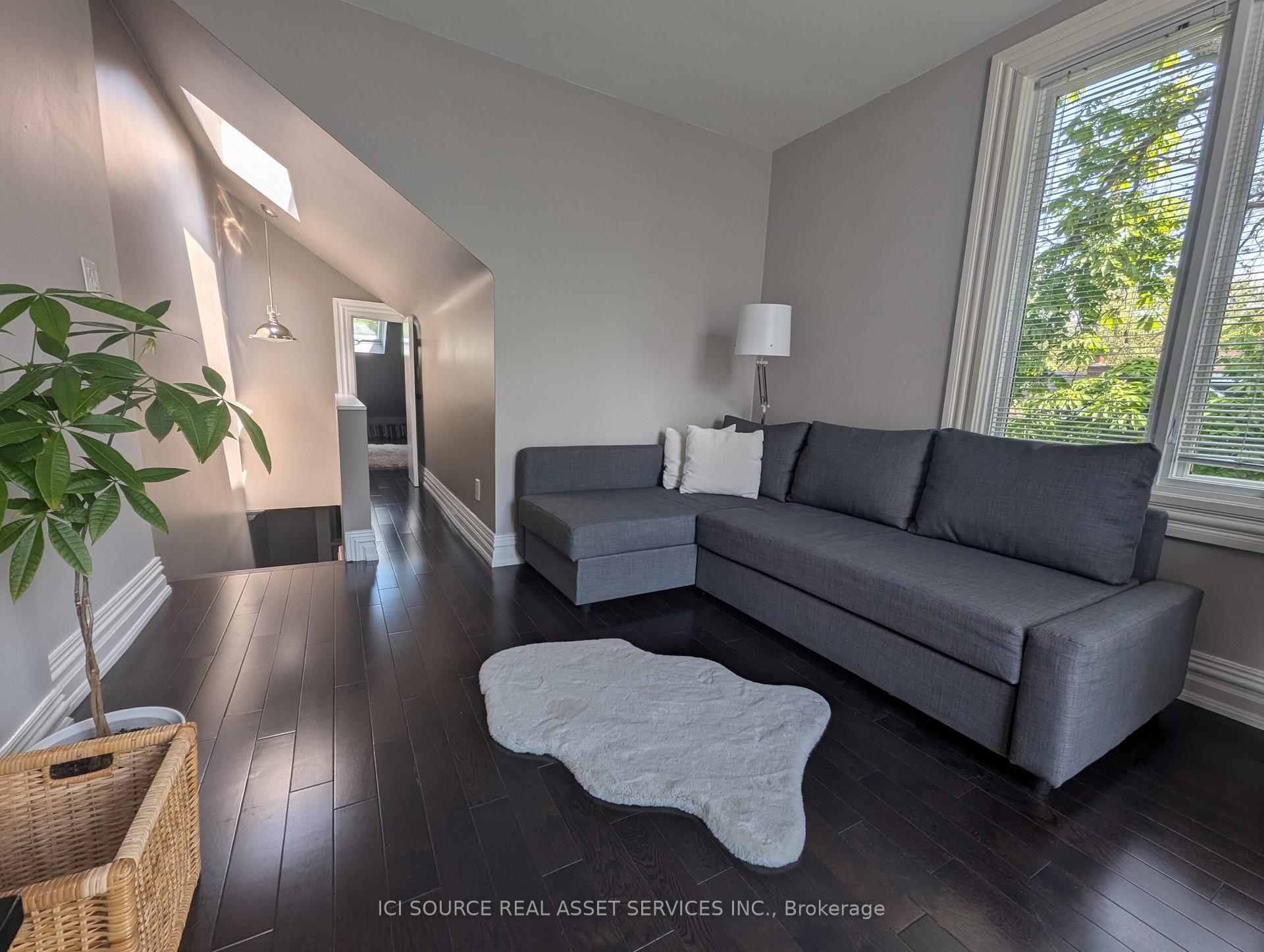 Photo 15 of 31 Spruce Street, Toronto, Cabbagetown-South St. James Town — HOMEH