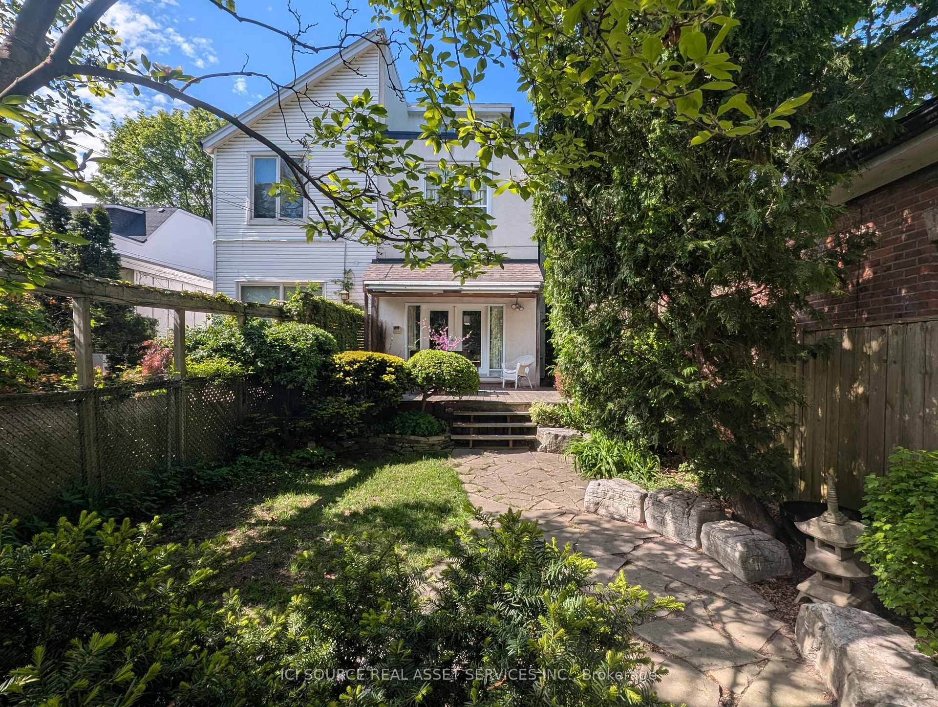 Photo 20 of 31 Spruce Street, Toronto, Cabbagetown-South St. James Town — HOMEH