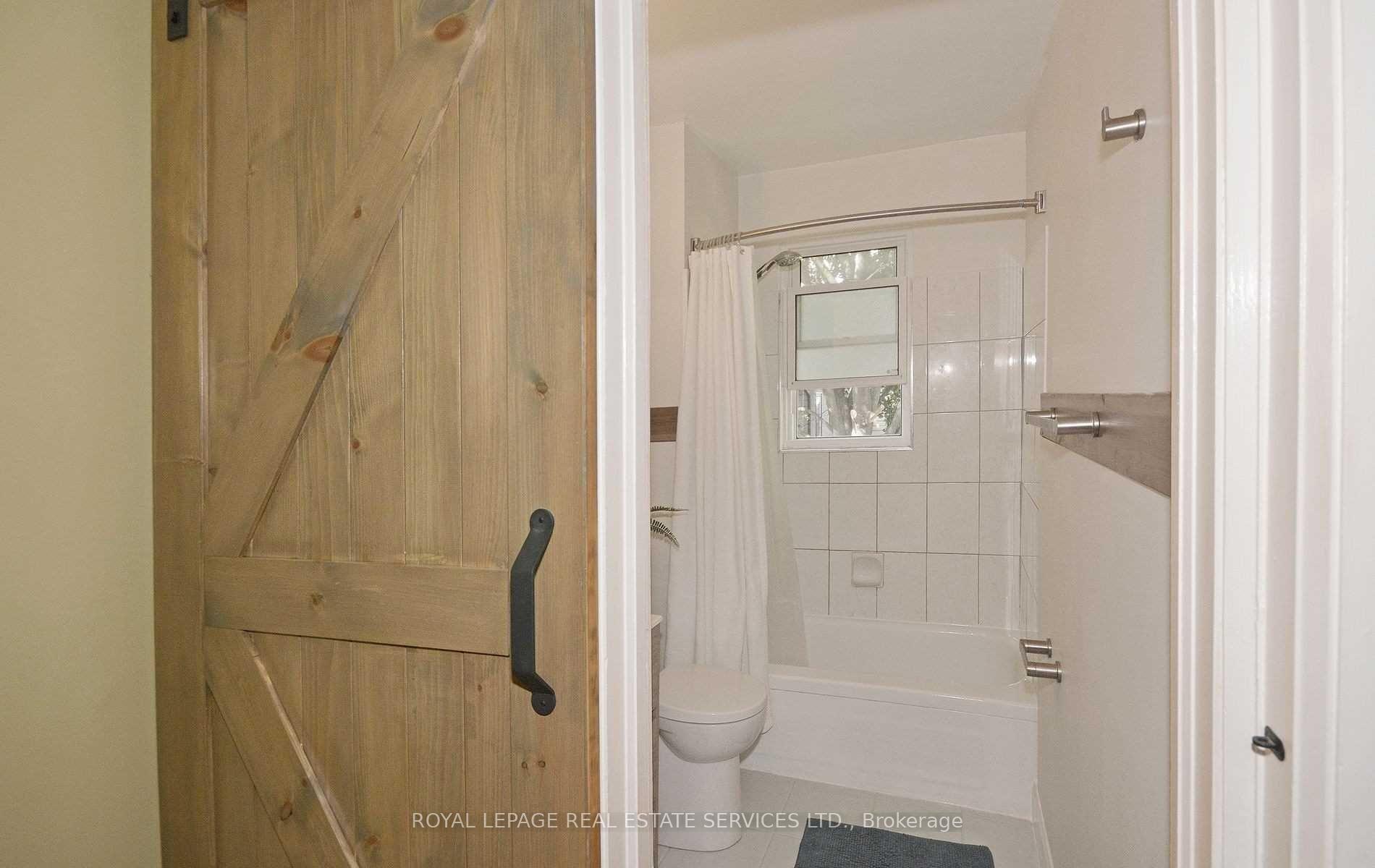 Photo 20 of 74 Oakcrest Avenue, Toronto, East End-Danforth — HOMEH