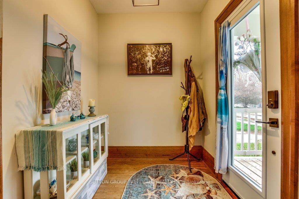 Photo 5 of 2517 Queen Street, Strathroy-Caradoc, Mount Brydges — HOMEH