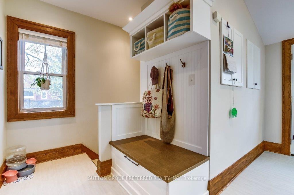 Photo 10 of 2517 Queen Street, Strathroy-Caradoc, Mount Brydges — HOMEH