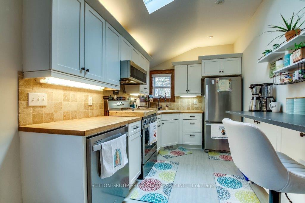 Photo 12 of 2517 Queen Street, Strathroy-Caradoc, Mount Brydges — HOMEH