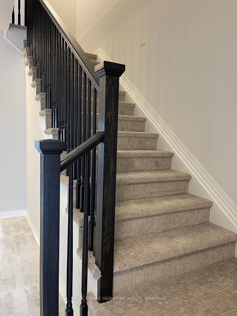 Photo 12 of 182 Bur Oak Drive, Thorold, Confederation Heights — HOMEH