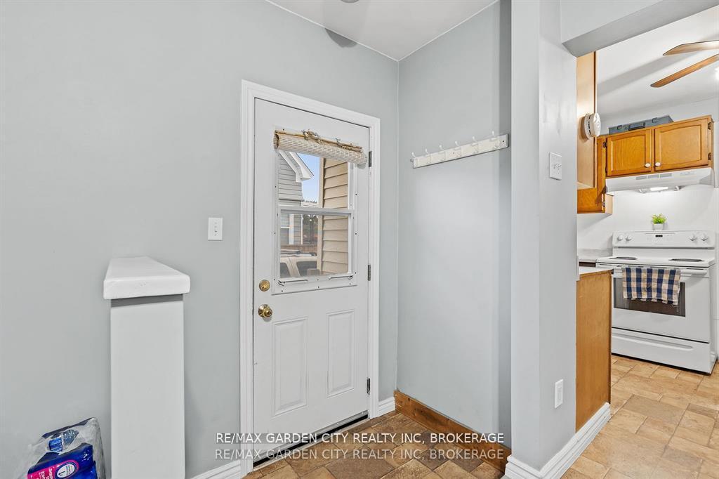 Photo 14 of 112 Clara Street, Thorold, Allanburg/Thorold South — HOMEH
