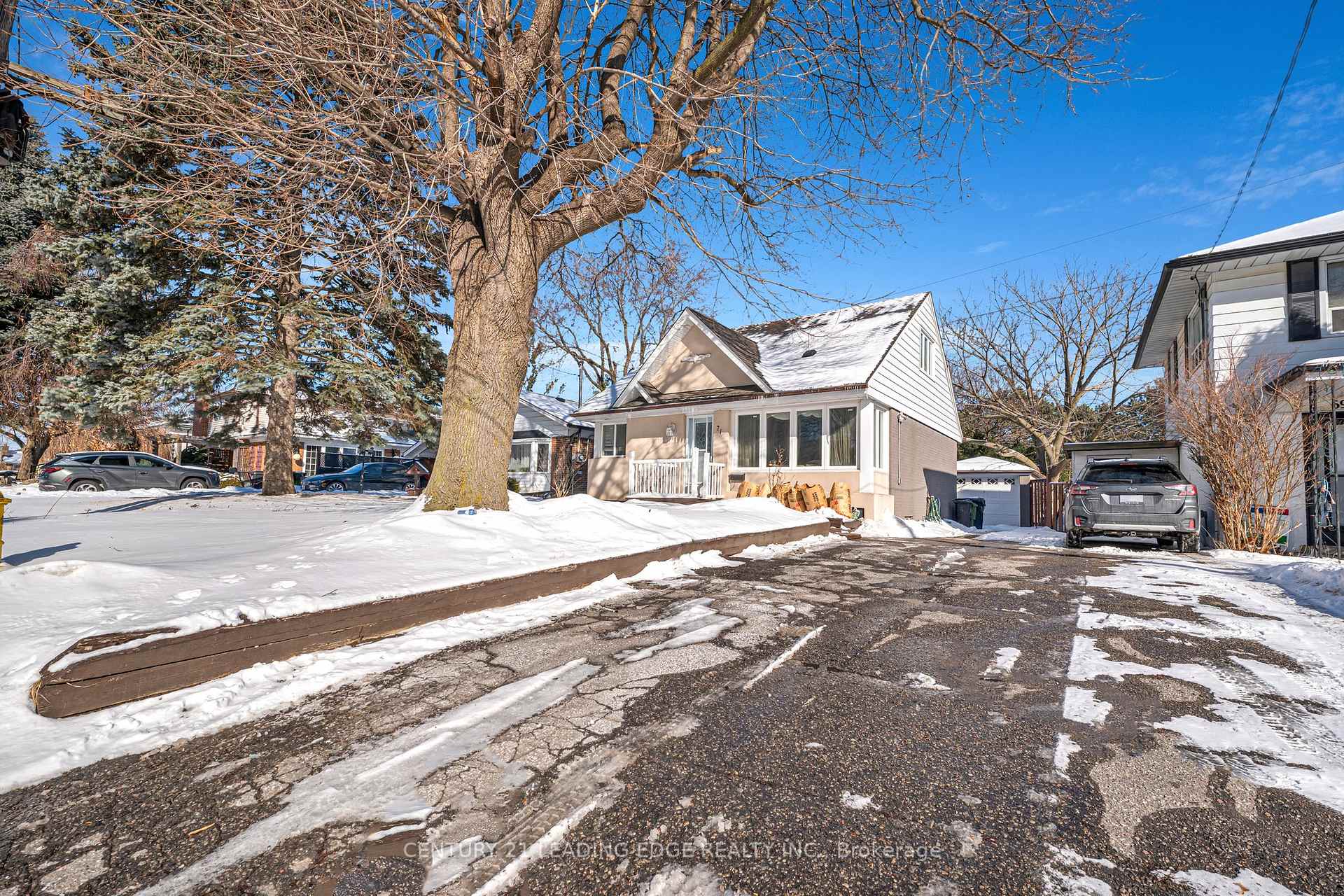 Photo 1 of 71 Treverton Drive, Scarborough, Ionview — HOMEH