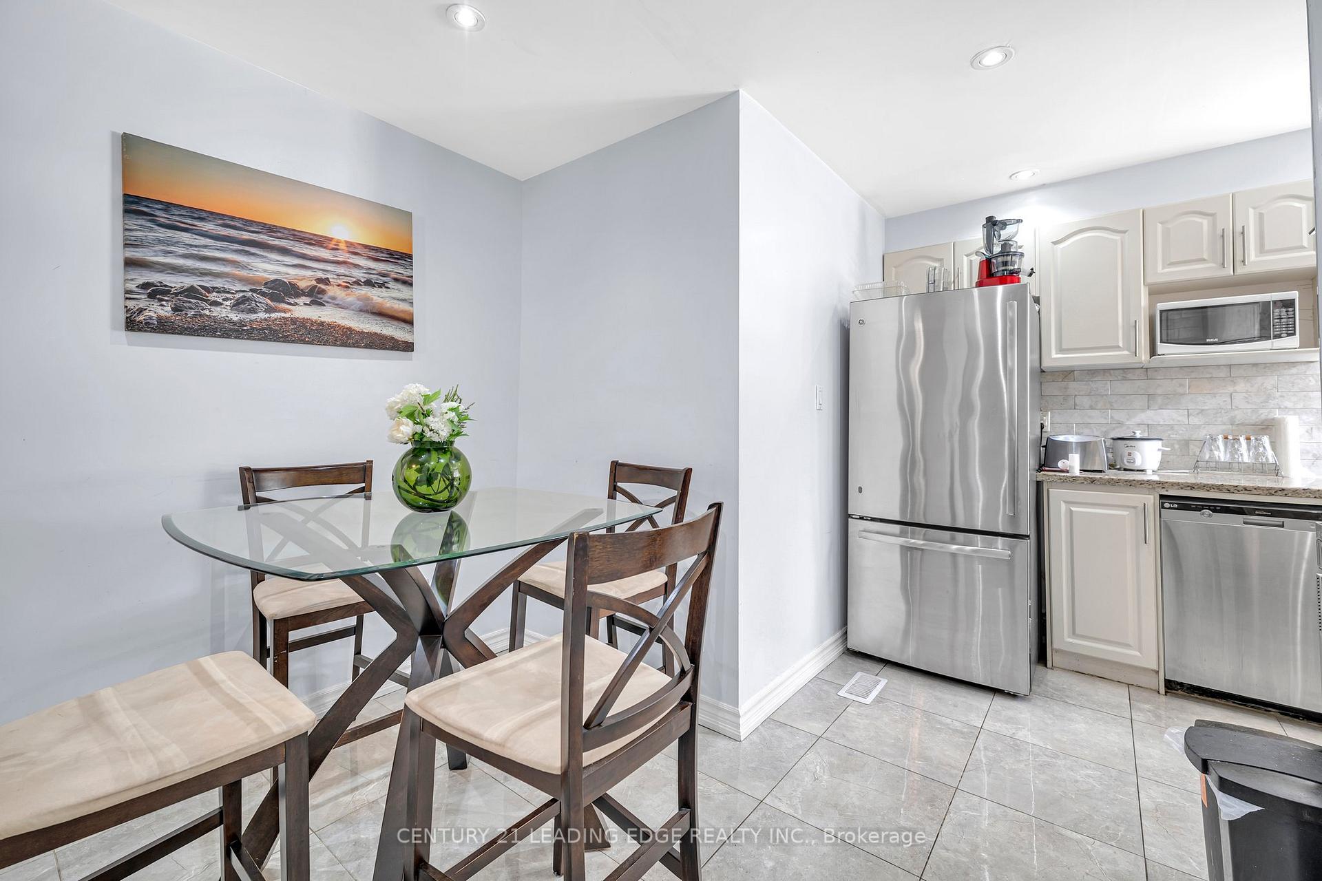 Photo 11 of 71 Treverton Drive, Scarborough, Ionview — HOMEH