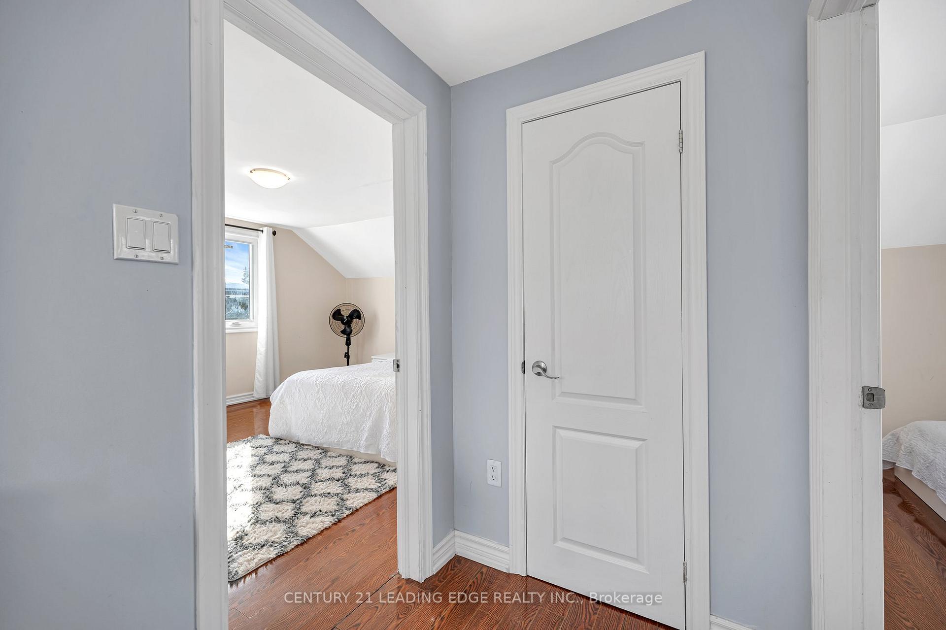 Photo 17 of 71 Treverton Drive, Scarborough, Ionview — HOMEH