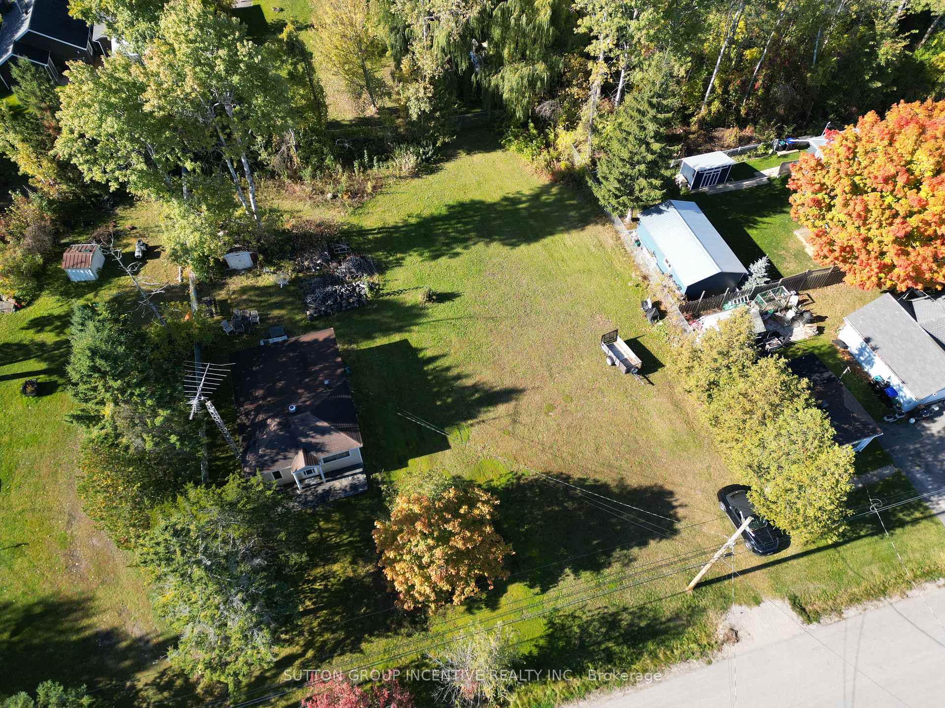 Photo 2 of 136-140 Limestone Road, Tay, Port McNicoll — HOMEH