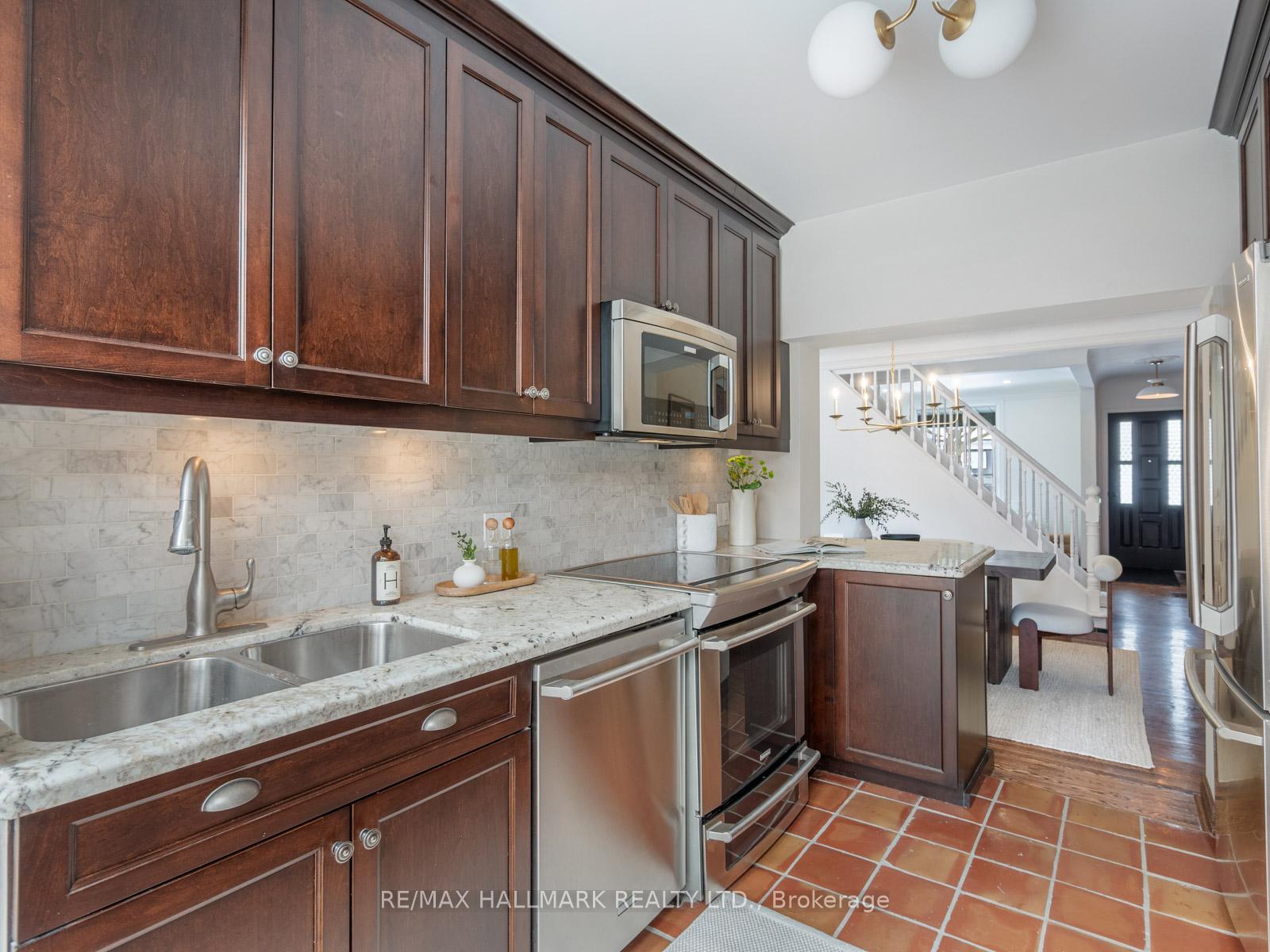 Photo 14 of 49 Dearbourne Avenue, Toronto, North Riverdale — HOMEH