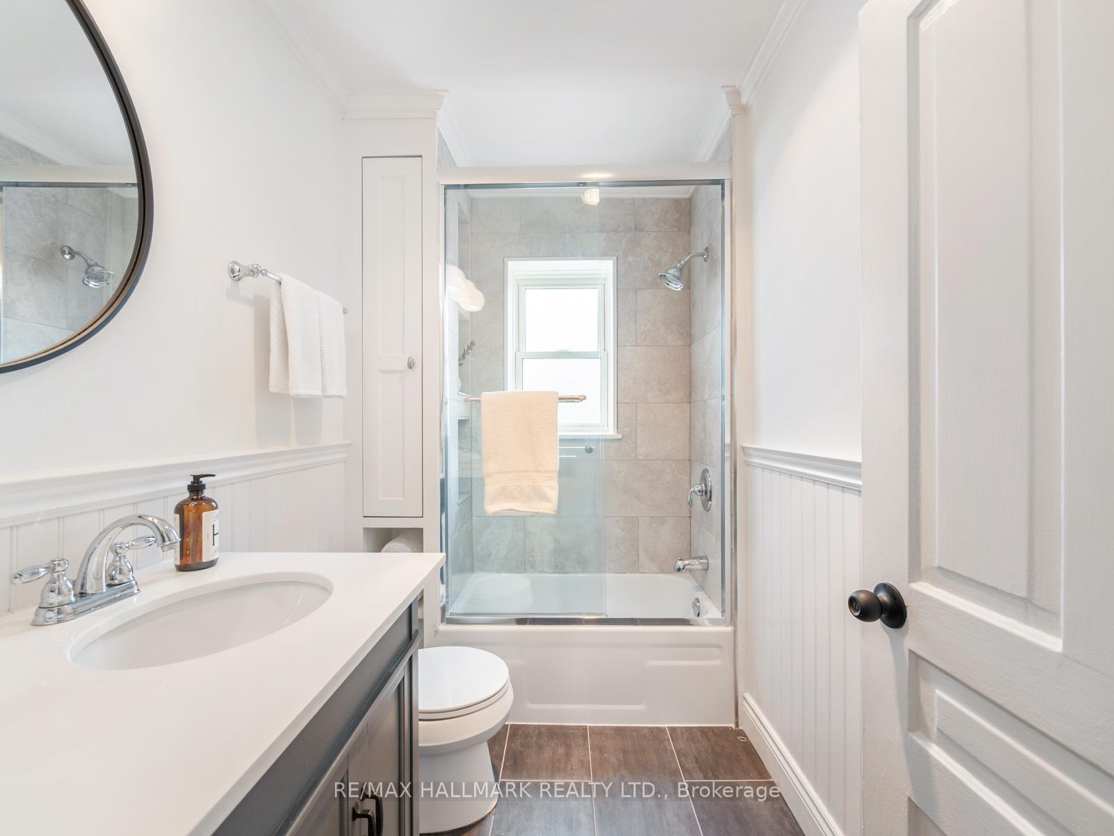 Photo 33 of 49 Dearbourne Avenue, Toronto, North Riverdale — HOMEH