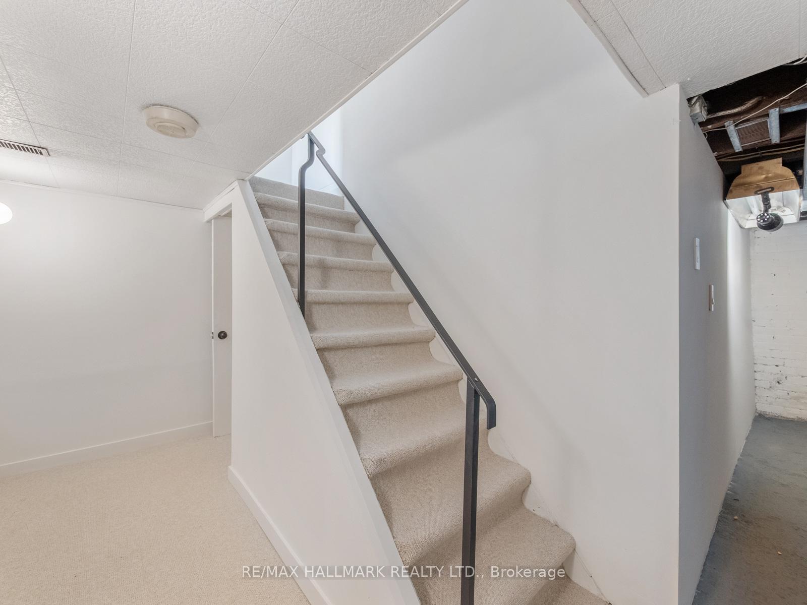 Photo 36 of 49 Dearbourne Avenue, Toronto, North Riverdale — HOMEH
