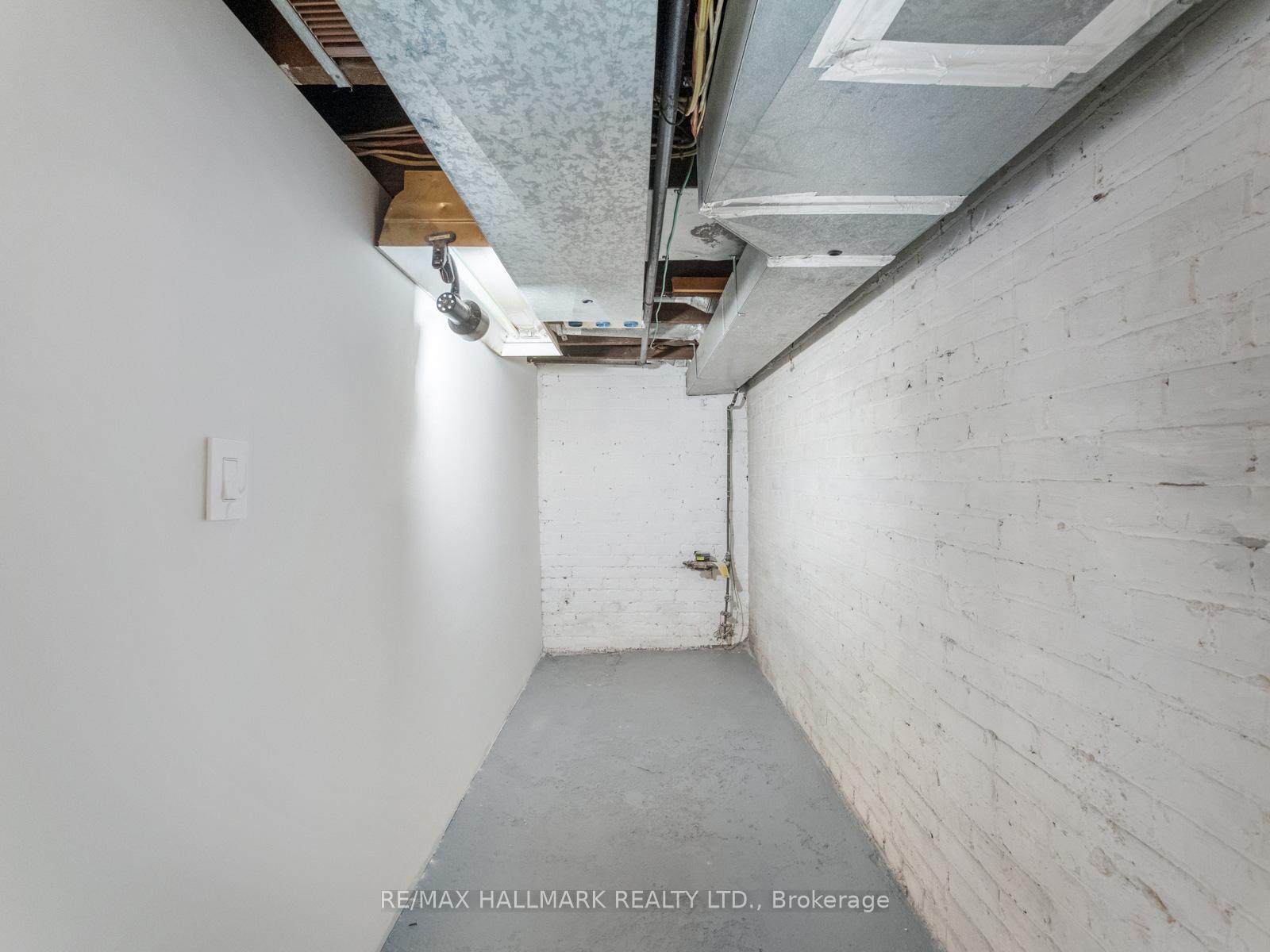 Photo 37 of 49 Dearbourne Avenue, Toronto, North Riverdale — HOMEH