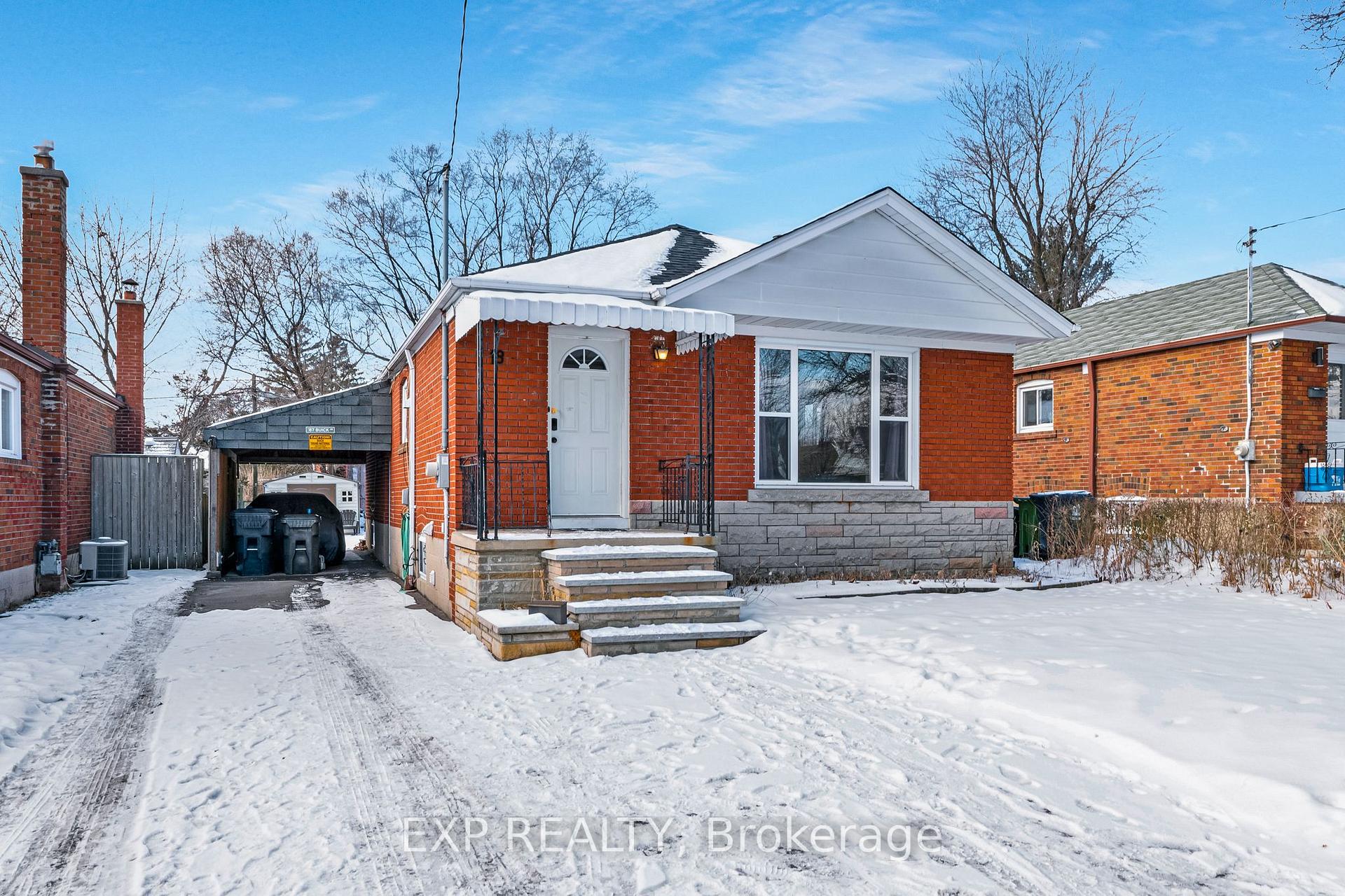 Photo 1 of 18 Lewiston Road, Scarborough, Dorset Park — HOMEH