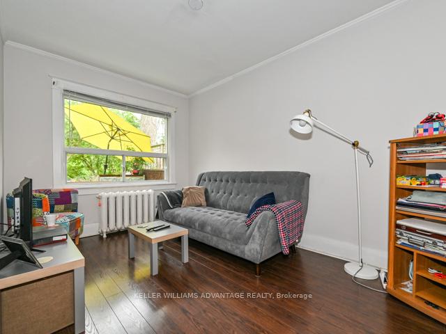 Photo 7 of 127 Oakcrest Avenue, Toronto, East End-Danforth — HOMEH