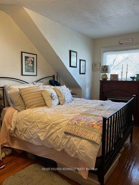 Photo 10 of 127 Oakcrest Avenue, Toronto, East End-Danforth — HOMEH
