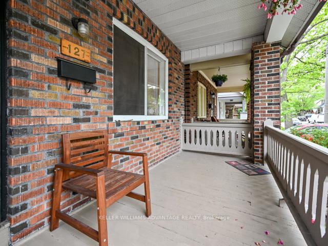 Photo 12 of 127 Oakcrest Avenue, Toronto, East End-Danforth — HOMEH