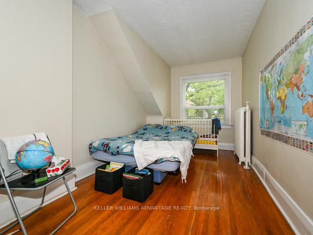 Photo 21 of 127 Oakcrest Avenue, Toronto, East End-Danforth — HOMEH