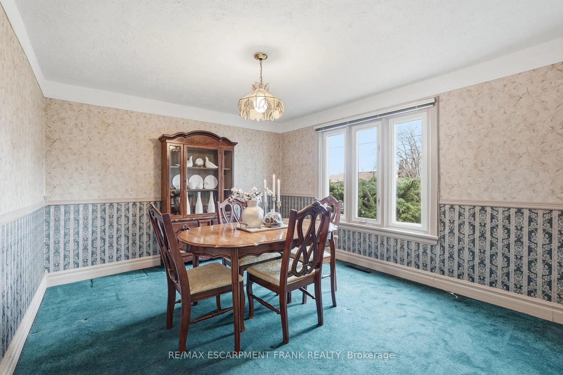Photo 15 of 685 Dunn Avenue, Hamilton, Parkview — HOMEH