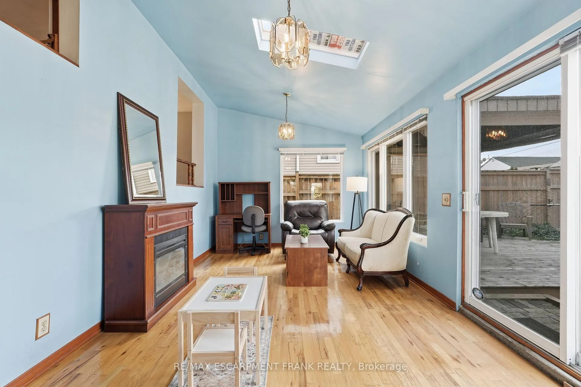 Photo 21 of 685 Dunn Avenue, Hamilton, Parkview — HOMEH