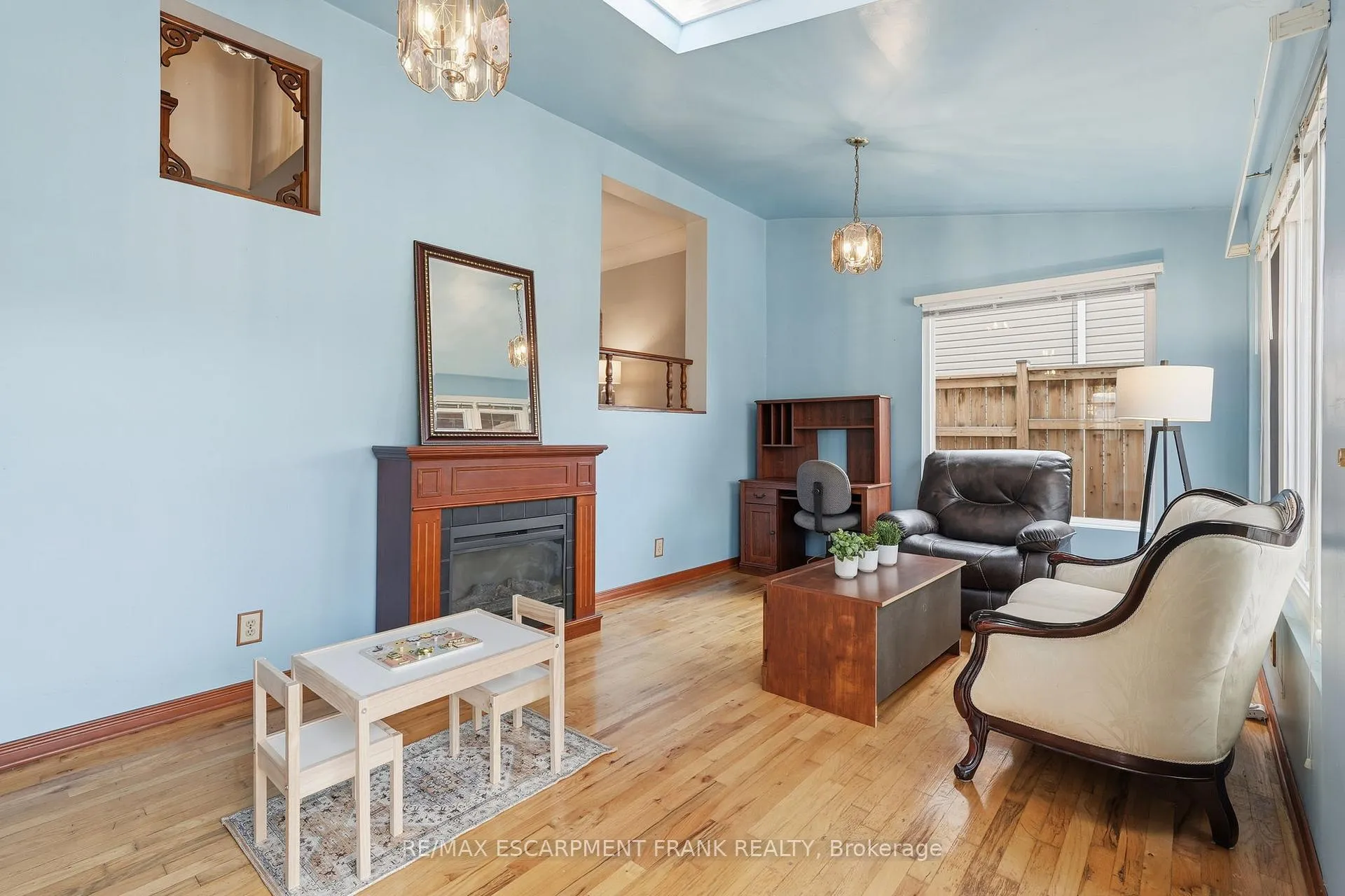 Photo 22 of 685 Dunn Avenue, Hamilton, Parkview — HOMEH