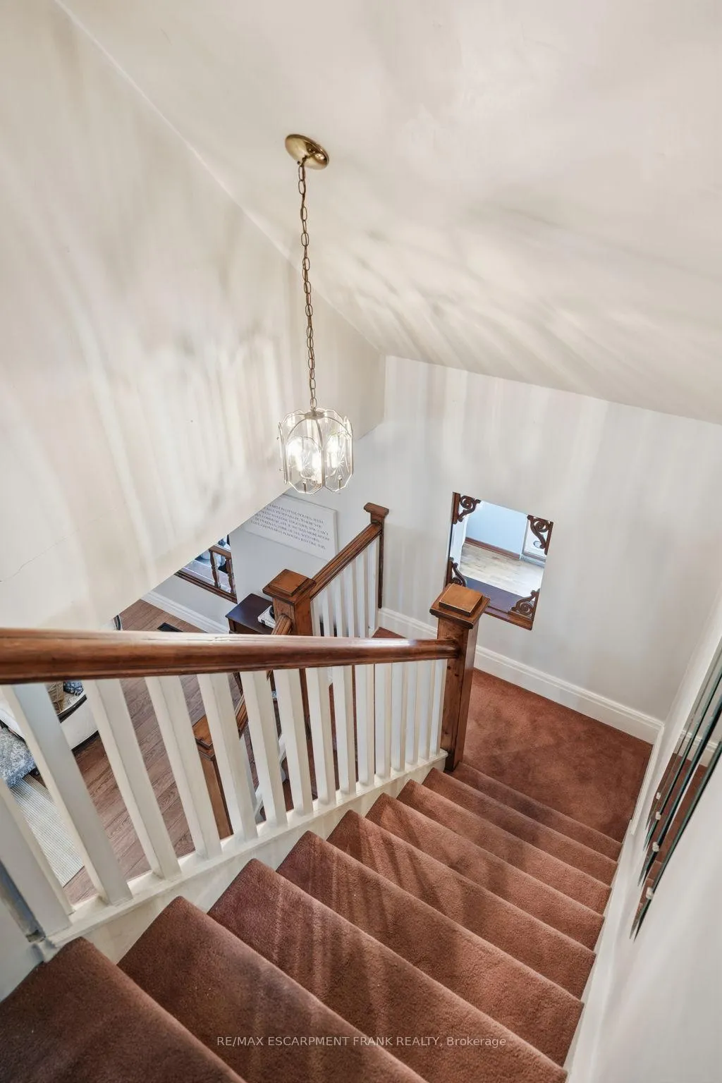 Photo 33 of 685 Dunn Avenue, Hamilton, Parkview — HOMEH