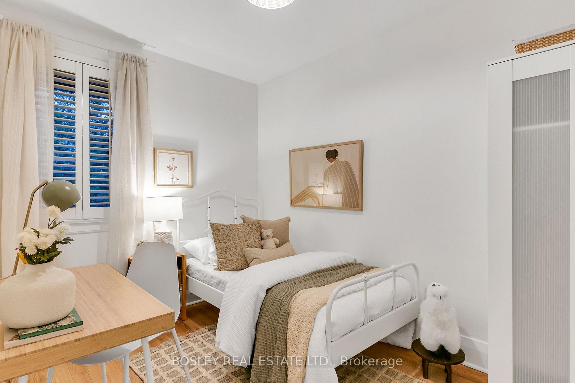 Photo 24 of 17 Glengarry Avenue, Toronto, Lawrence Park North — HOMEH
