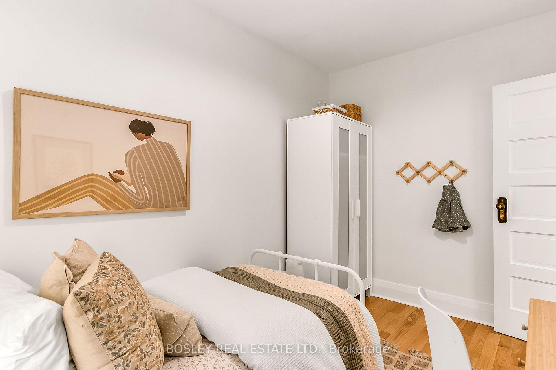 Photo 26 of 17 Glengarry Avenue, Toronto, Lawrence Park North — HOMEH