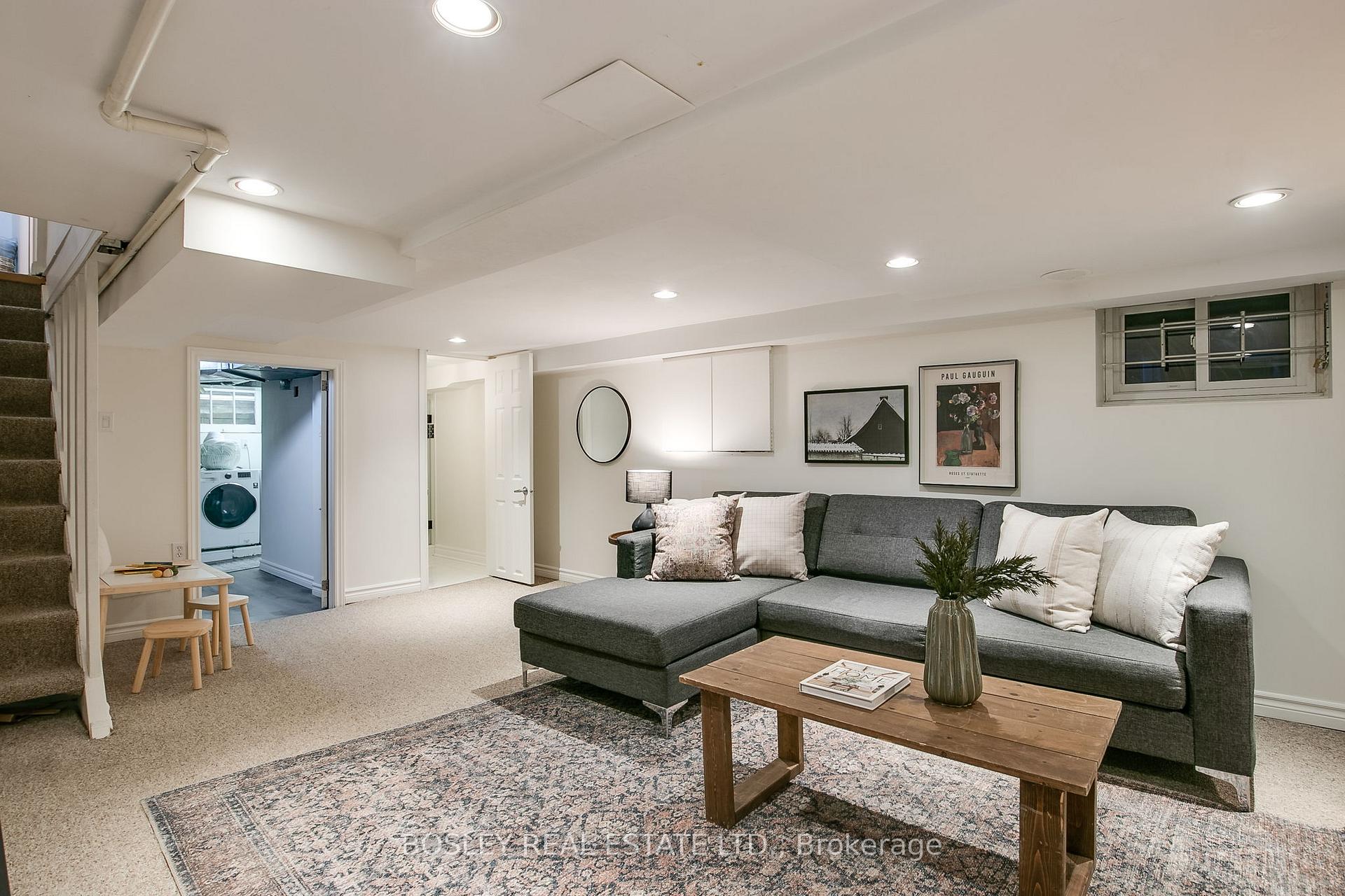 Photo 31 of 17 Glengarry Avenue, Toronto, Lawrence Park North — HOMEH