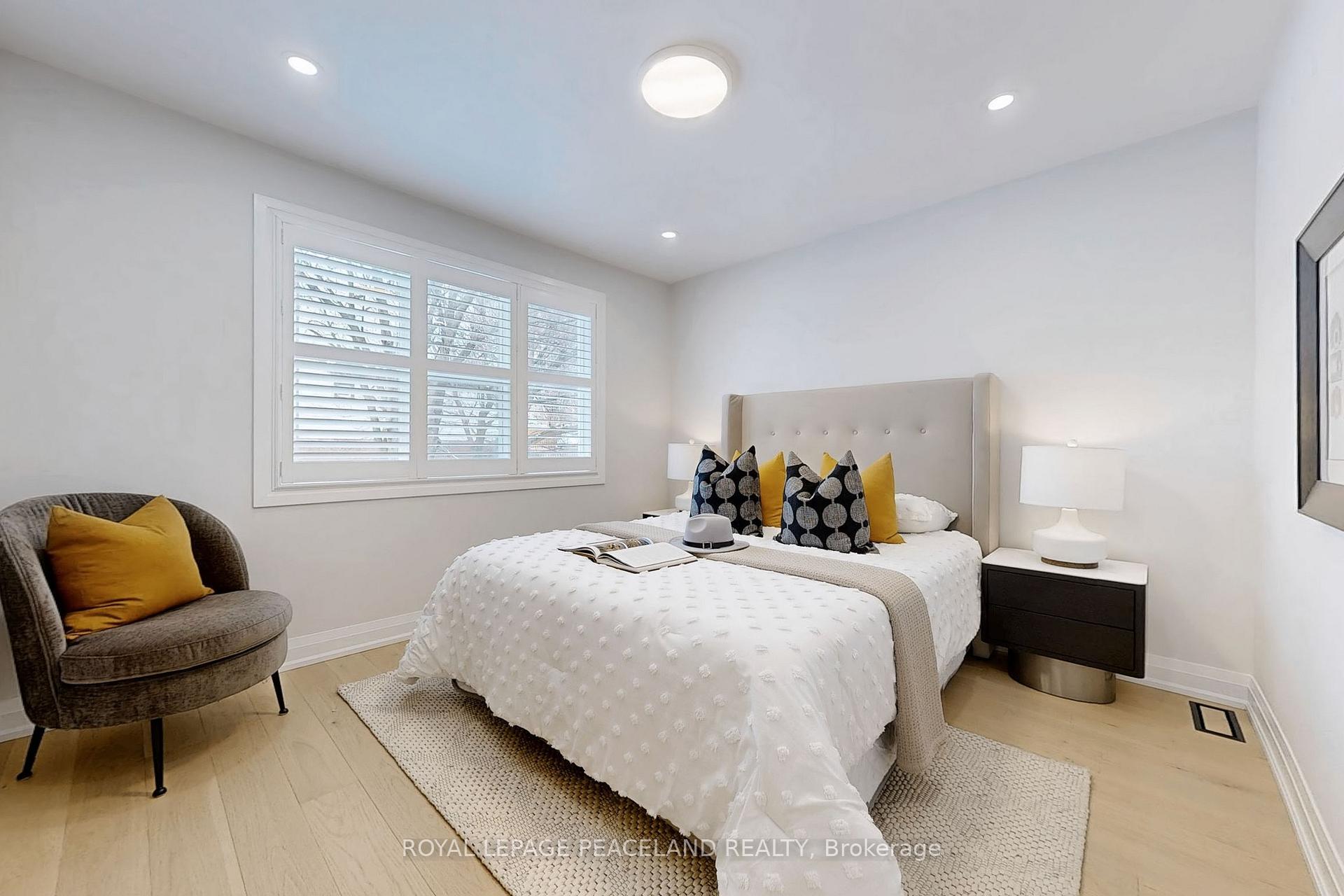 Photo 11 of 73 Merrill Avenue E, Toronto, Woodbine Corridor — HOMEH