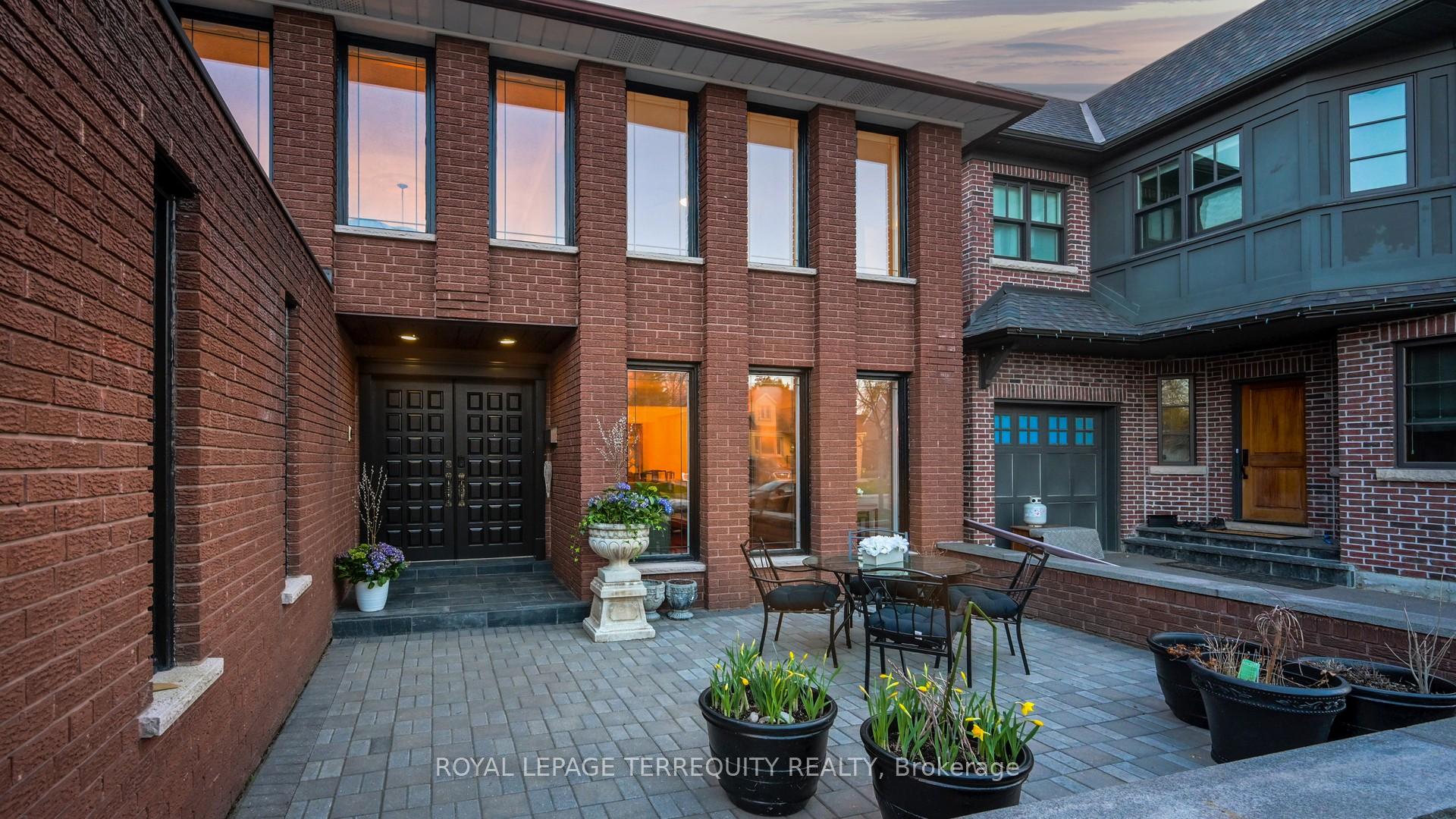 Photo 2 of 8 Ashall Boulevard, Toronto, O'Connor-Parkview — HOMEH