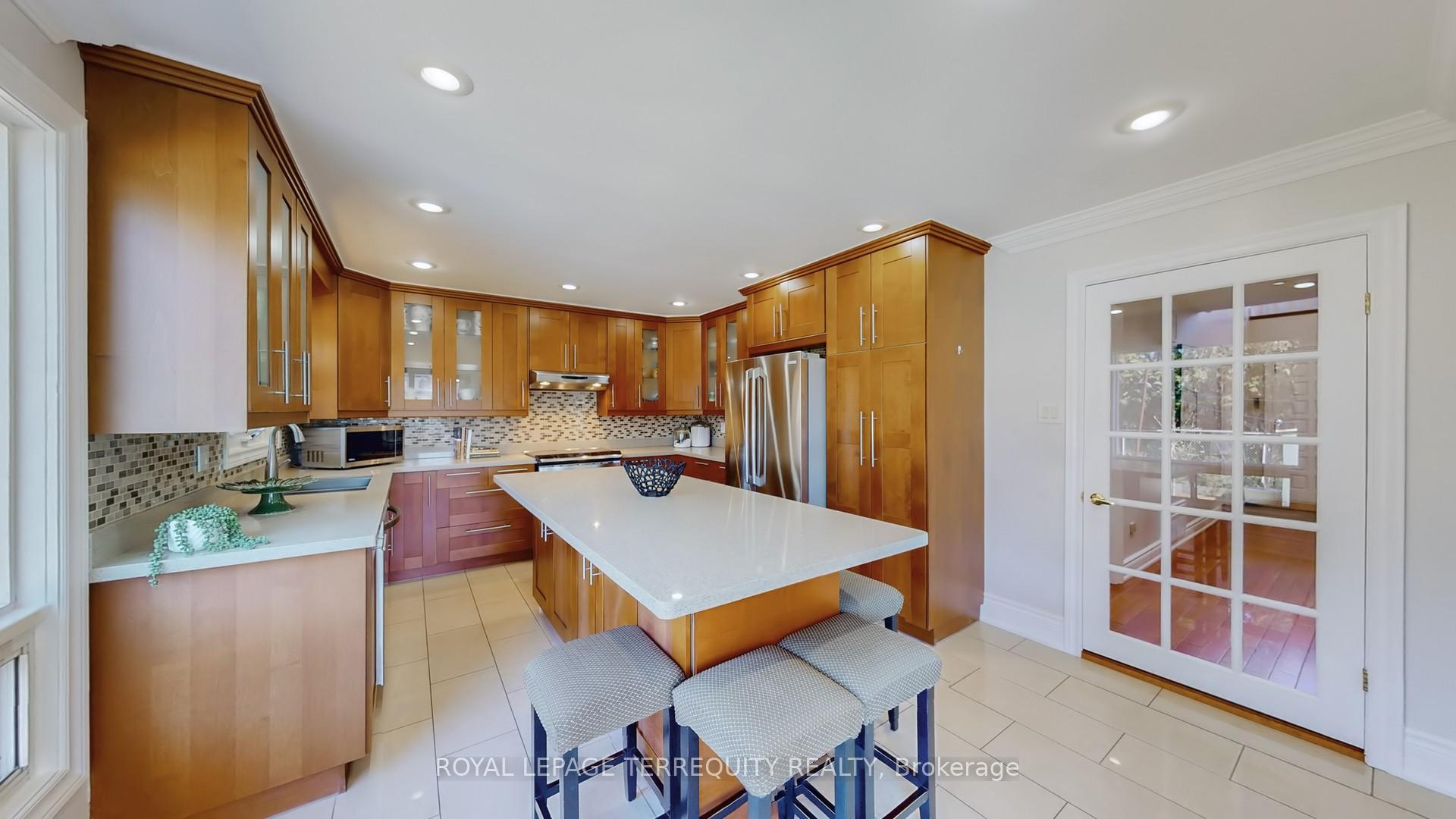 Photo 10 of 8 Ashall Boulevard, Toronto, O'Connor-Parkview — HOMEH