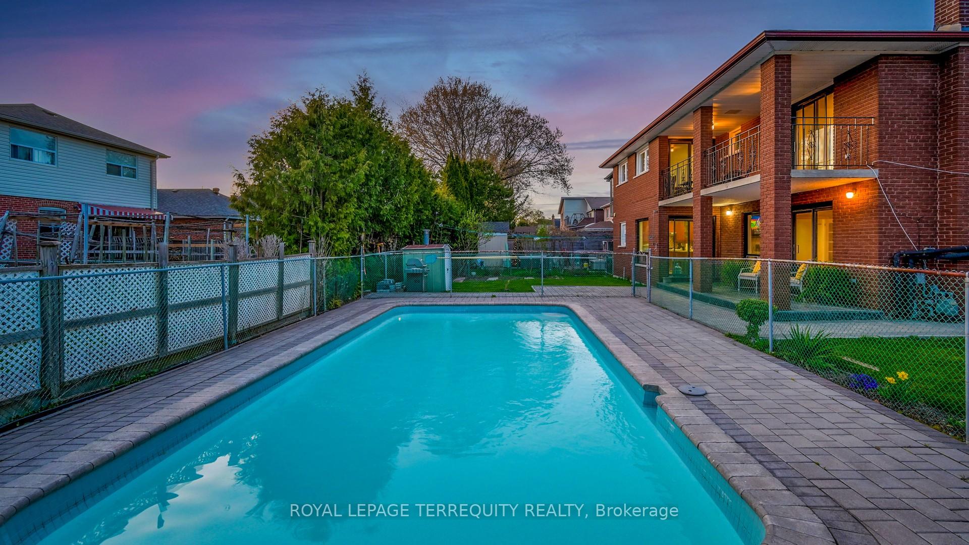 Photo 37 of 8 Ashall Boulevard, Toronto, O'Connor-Parkview — HOMEH