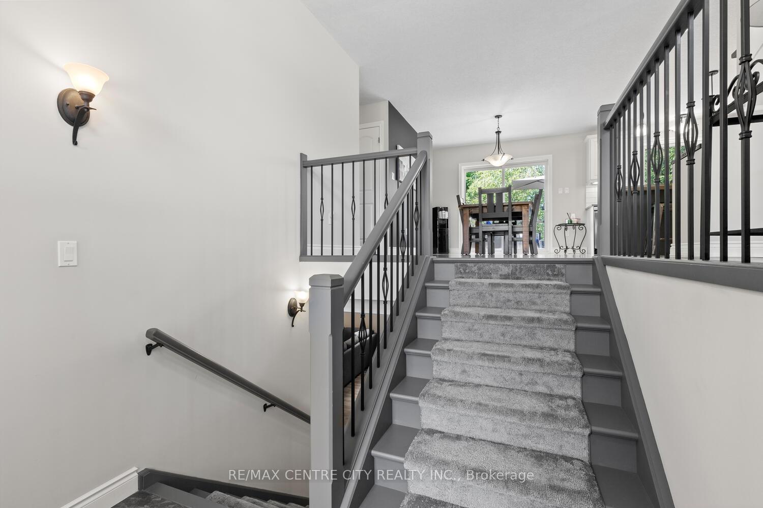 Photo 10 of 4 Ashby Crescent, Strathroy-Caradoc, SW — HOMEH